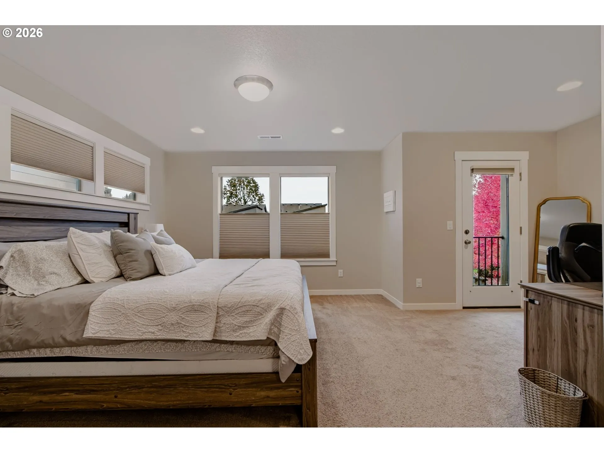 Bedroom, Primary