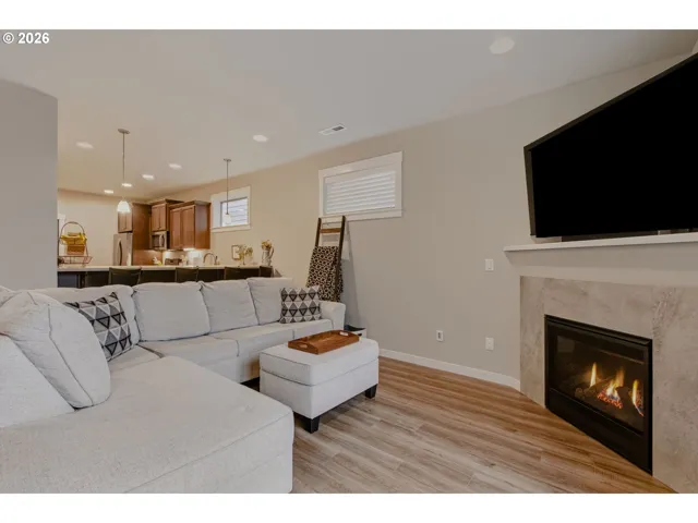 Living Room-Fireplace