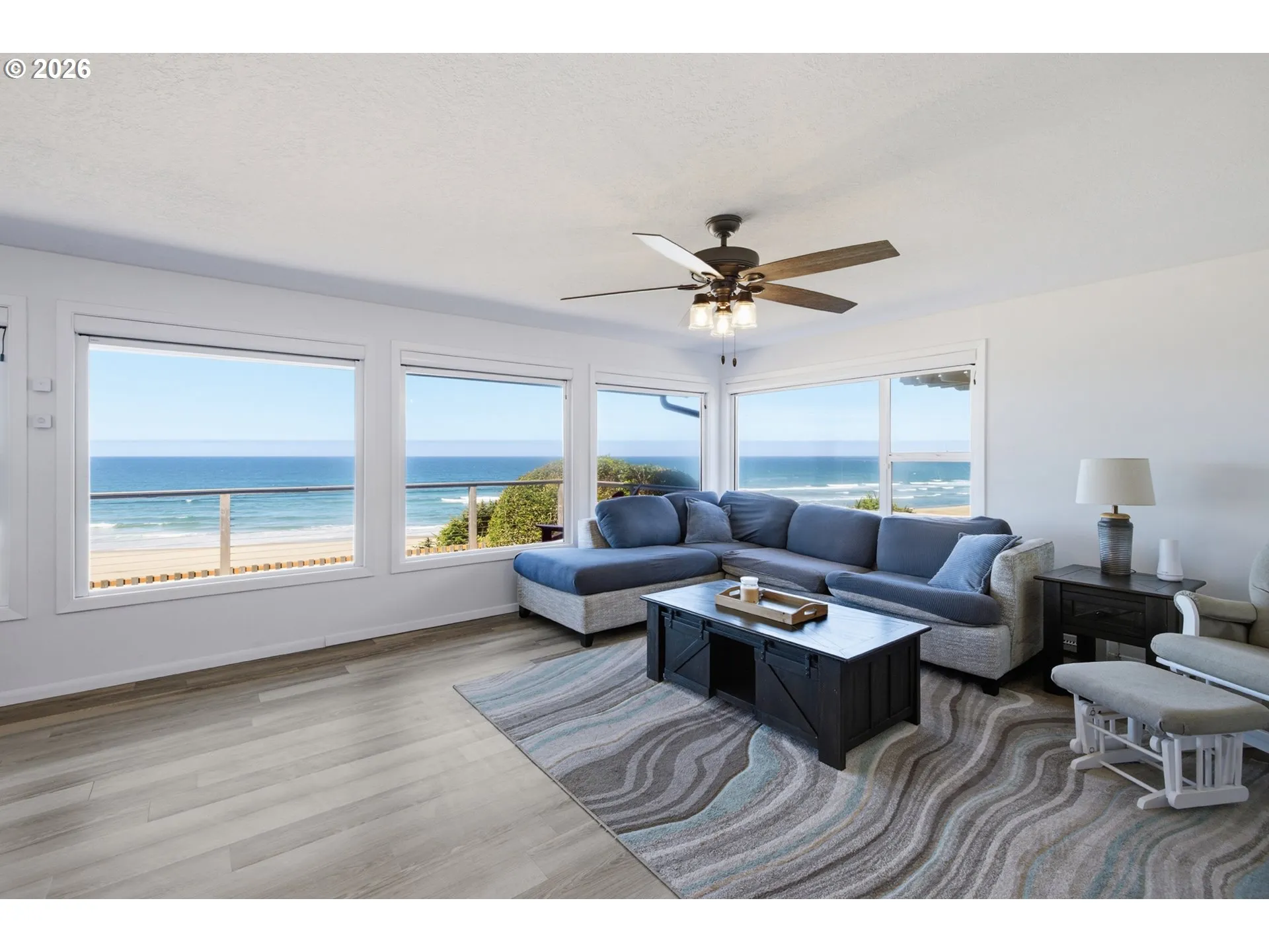 Living Room-Ceiling Fan