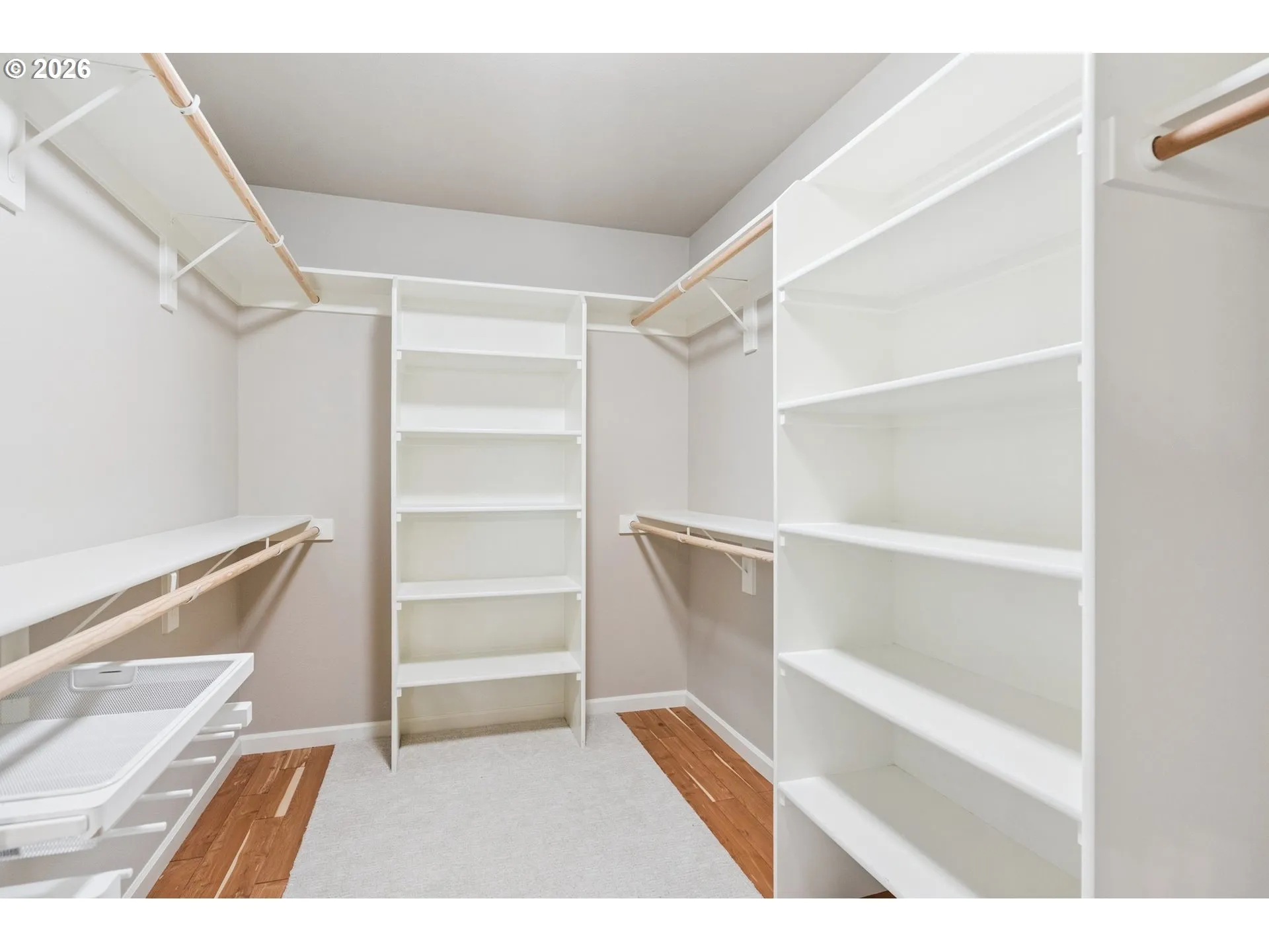 Bedroom, Owner's Suite-Walk-In Closet