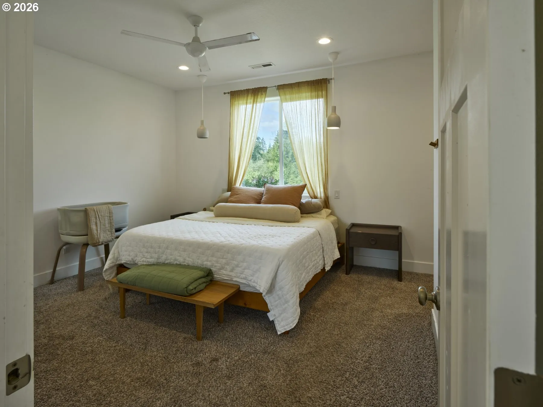 Bedroom, Primary-Main
