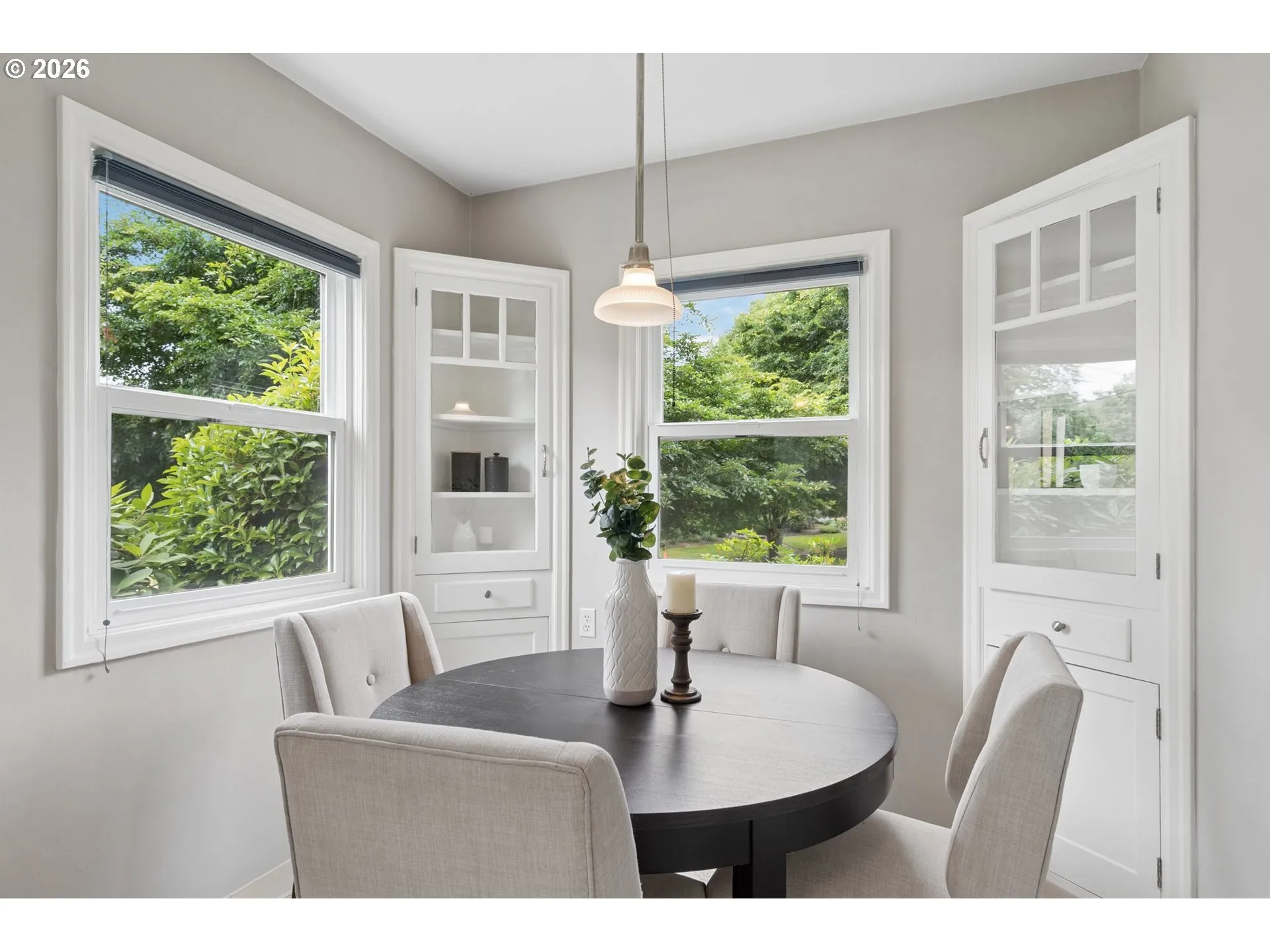 Kitchen/Nook-Eating Area