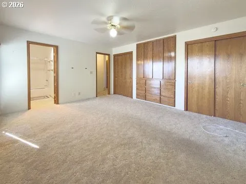 Primary Bedroom-Attached Bathroom