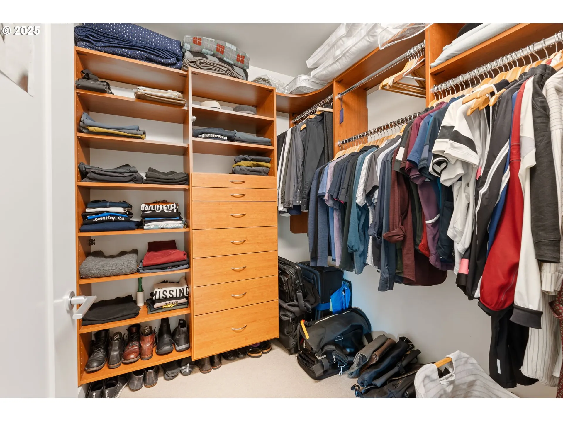 Bedroom, Owner's Suite-Walk-In Closet