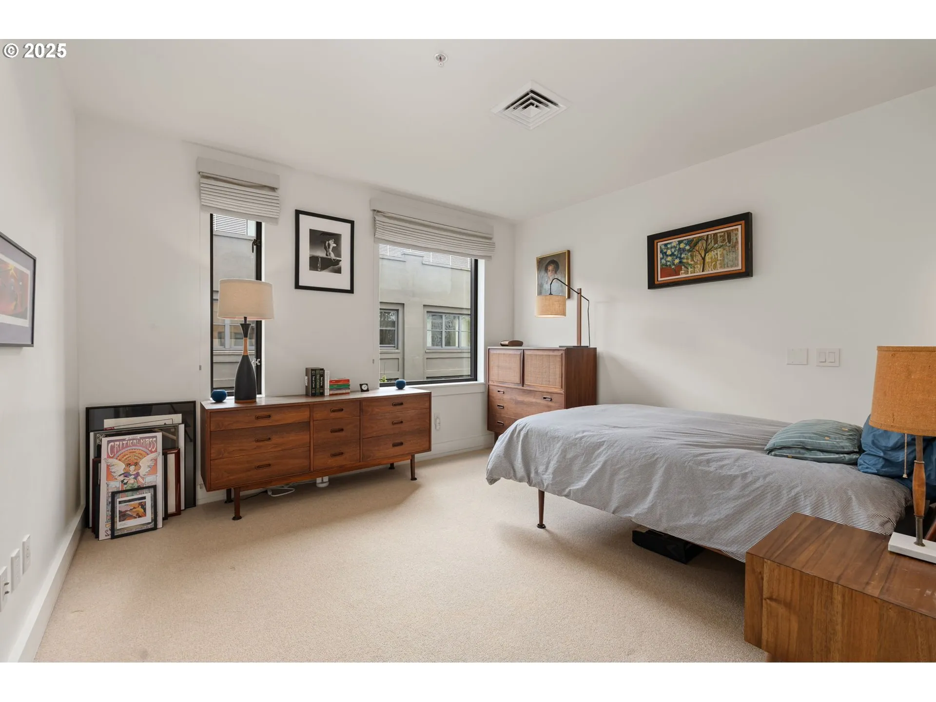 Bedroom, Primary