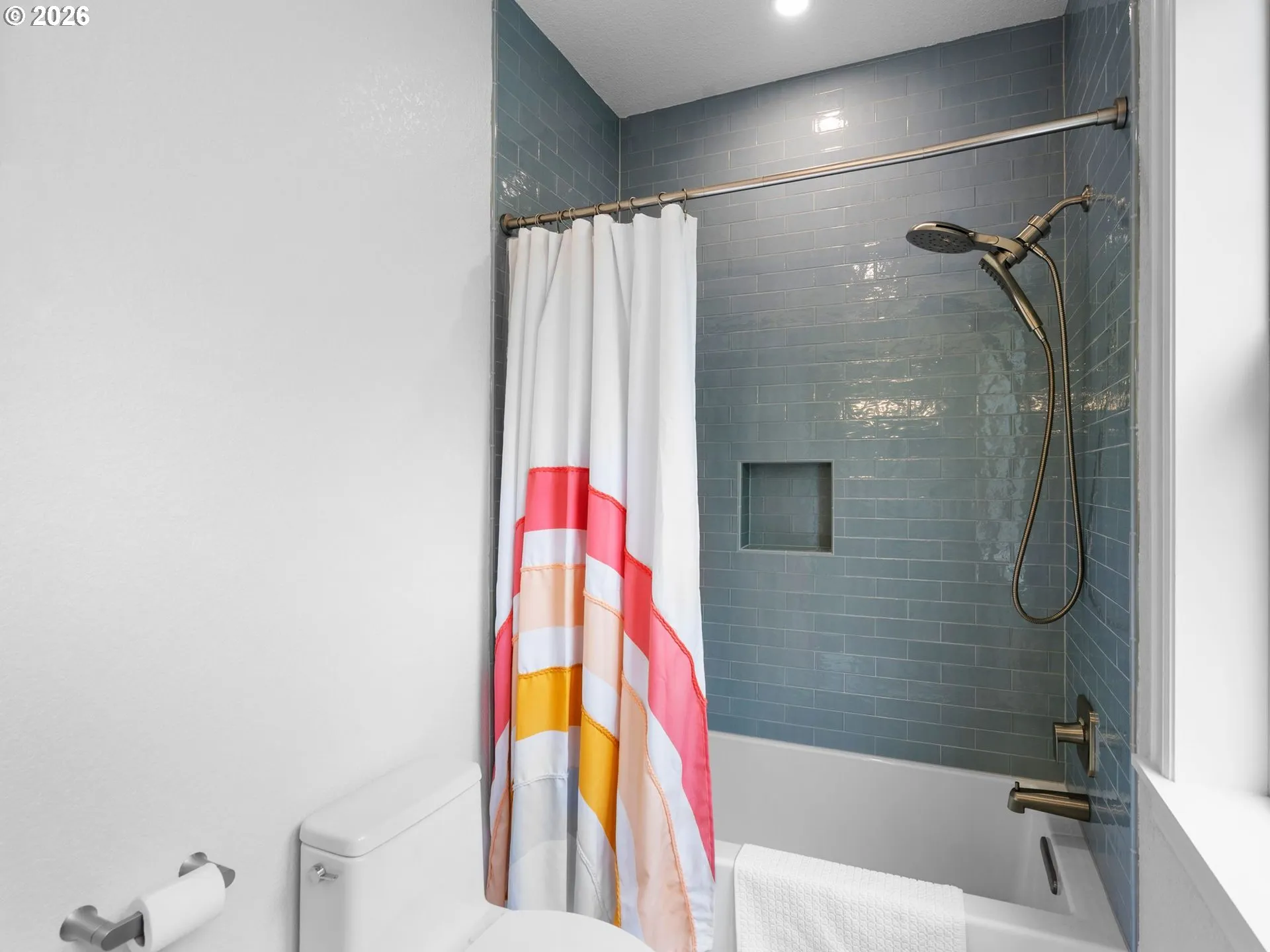 Bathroom, Attached-Upper