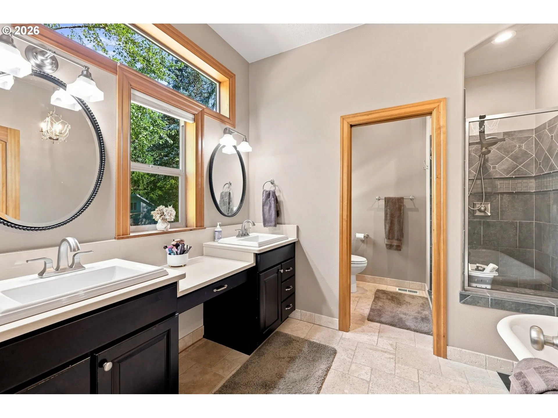 En Suite Bathroom