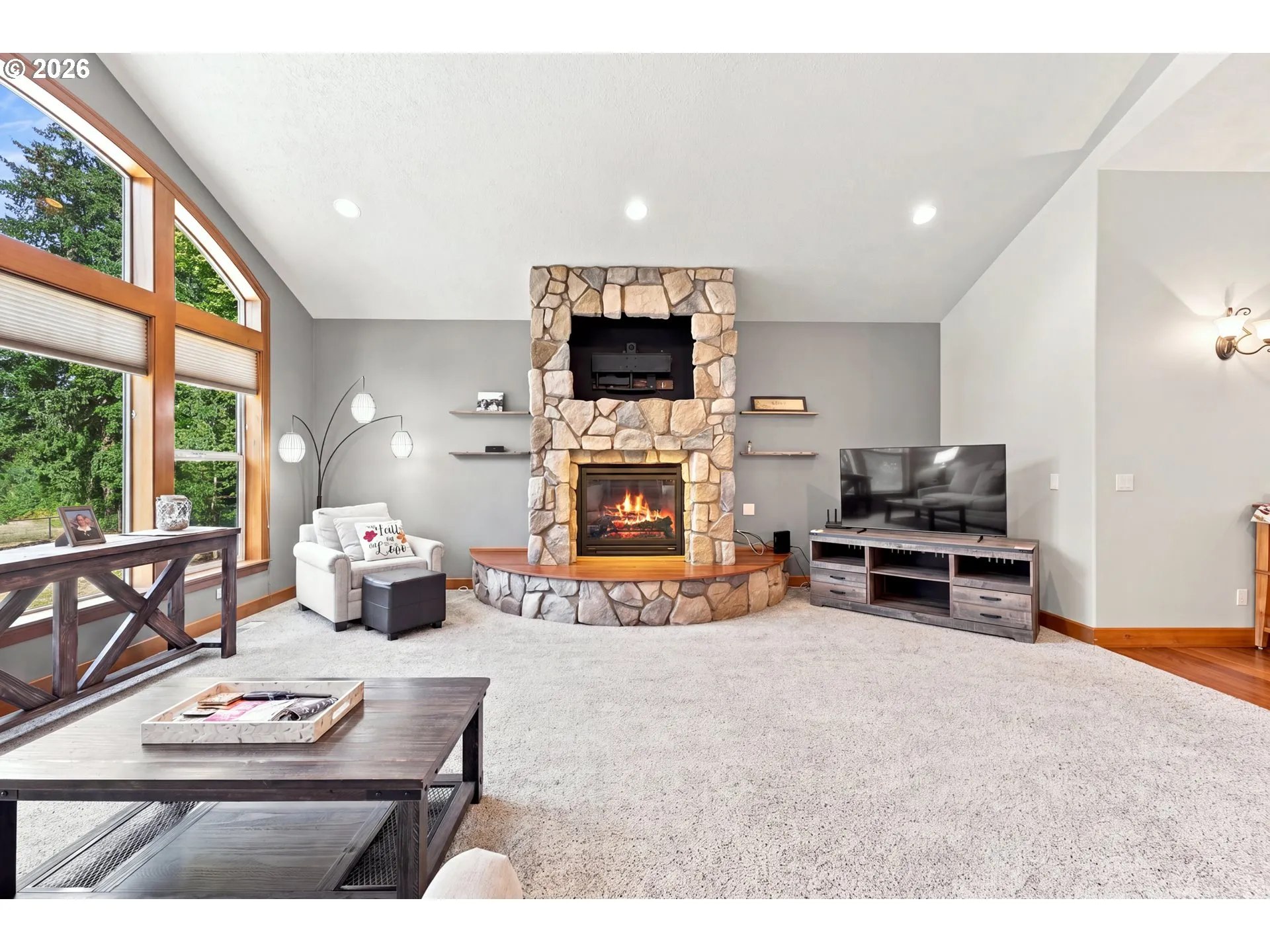 Living Room-Fireplace