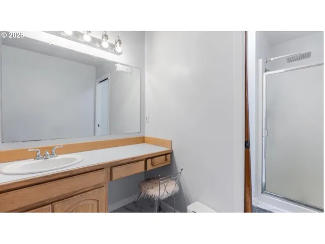 Bathroom, Attached-Walk in Shower