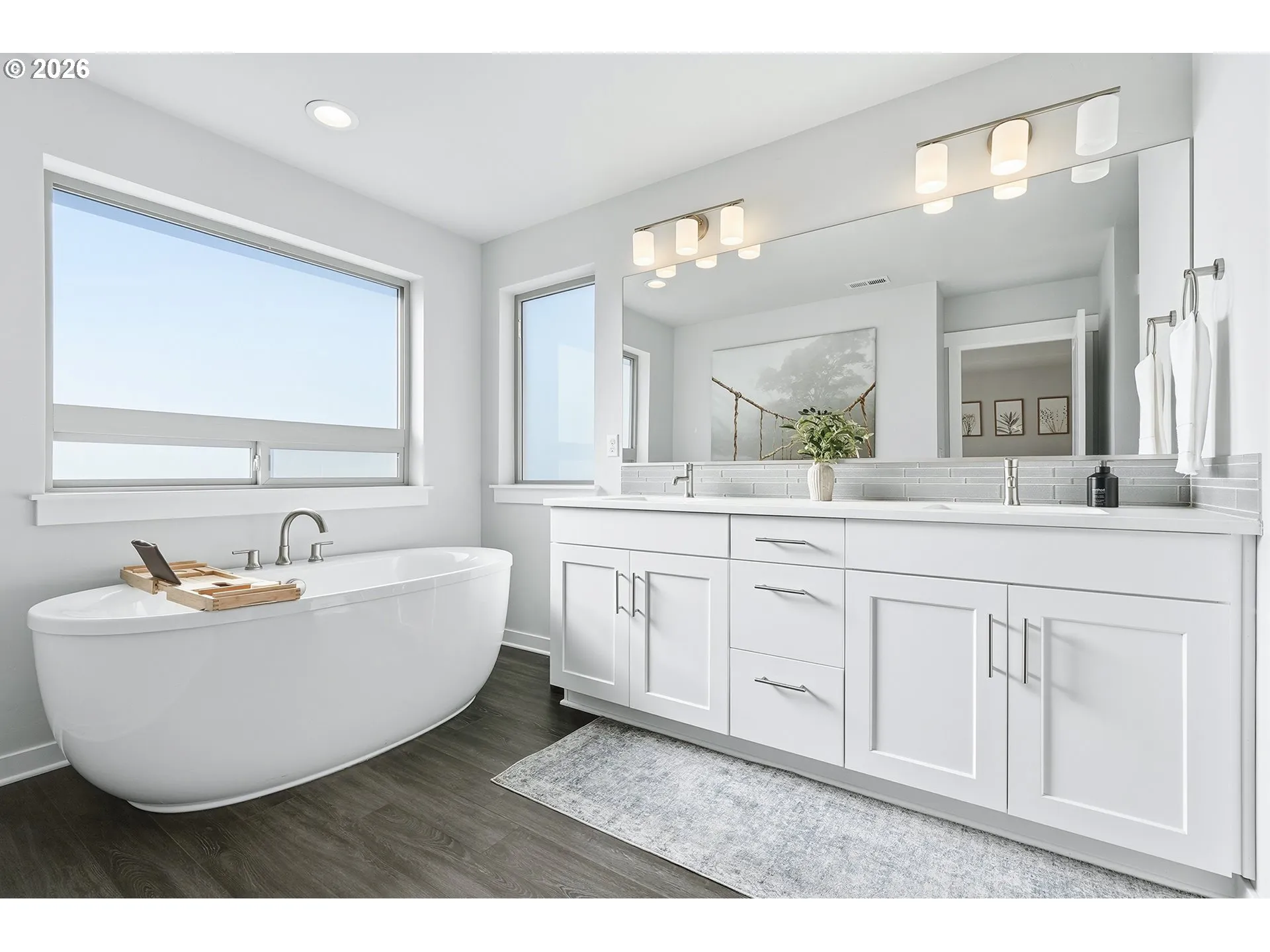 Bathroom, Attached-Garden Tub