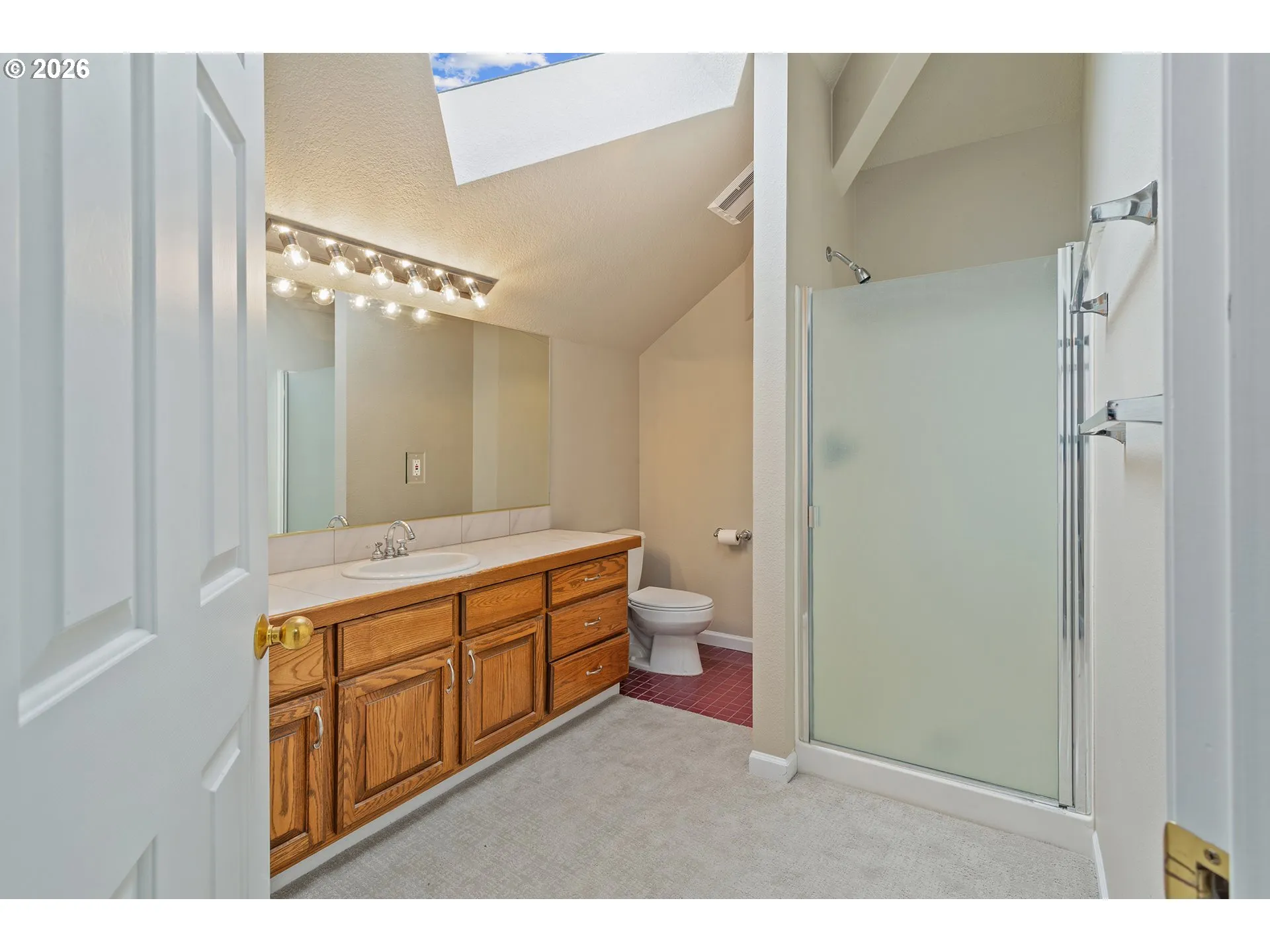 Bathroom-Upper