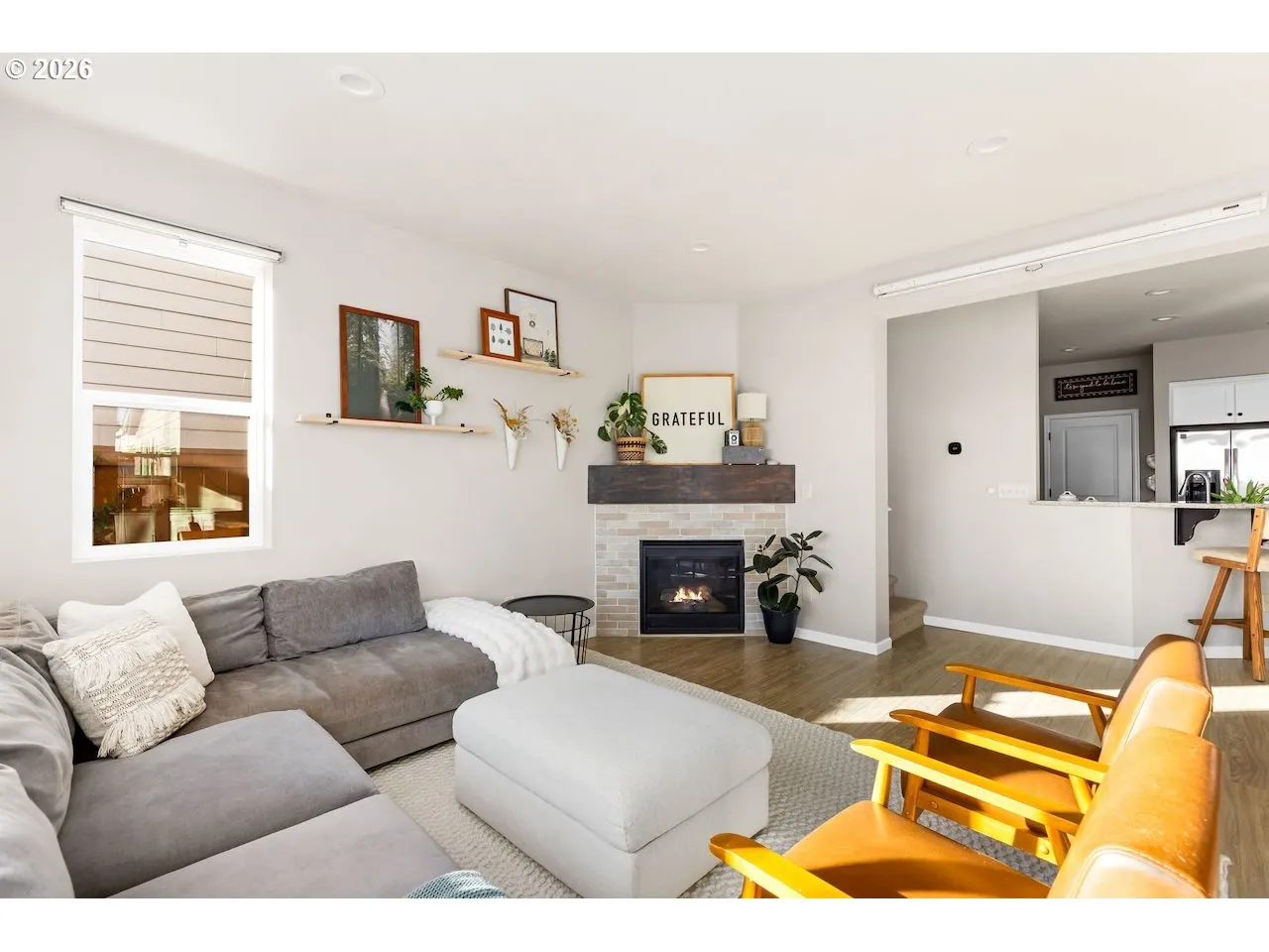 Living Room-Fireplace