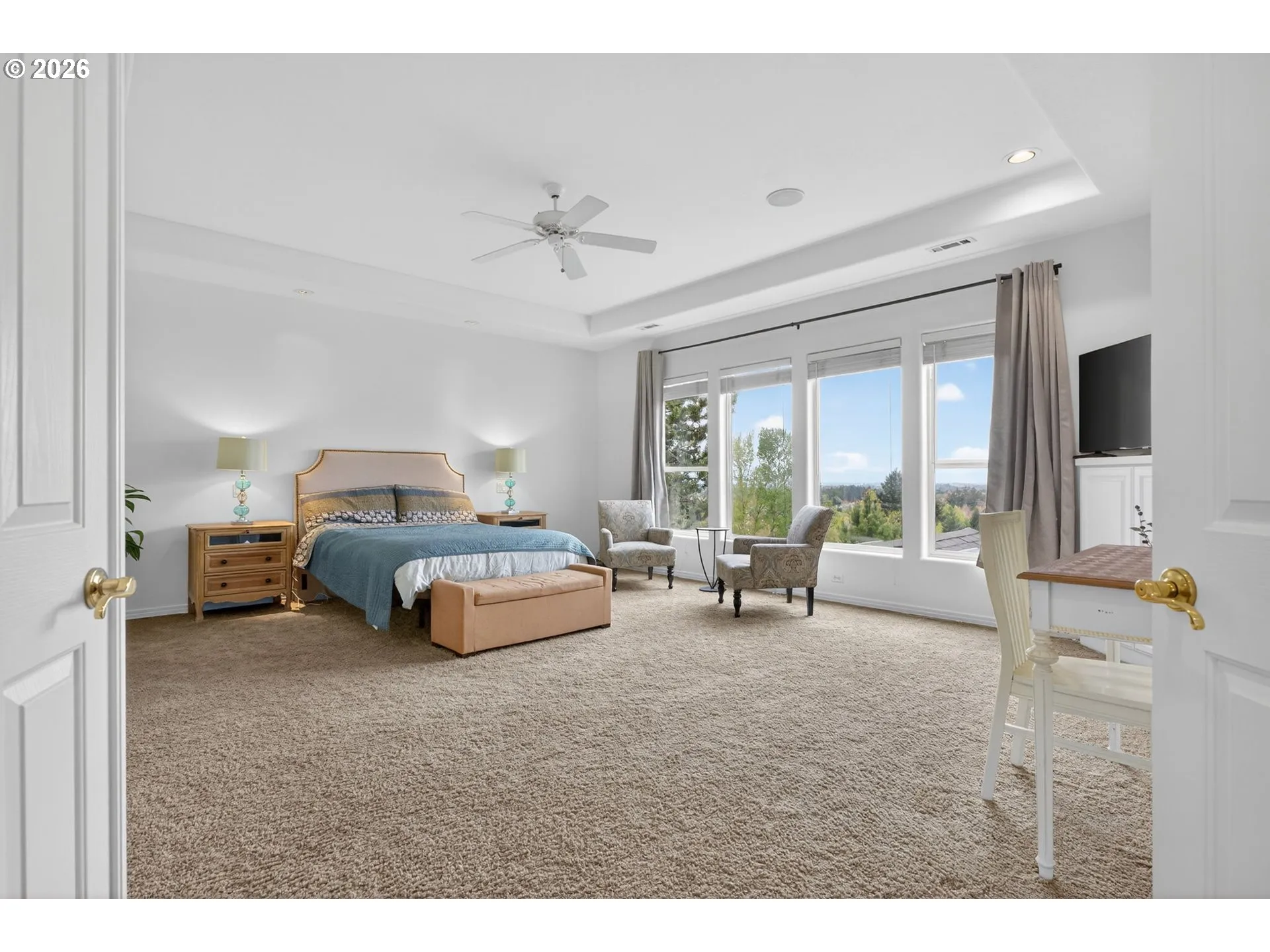 Bedroom, Primary-Upper