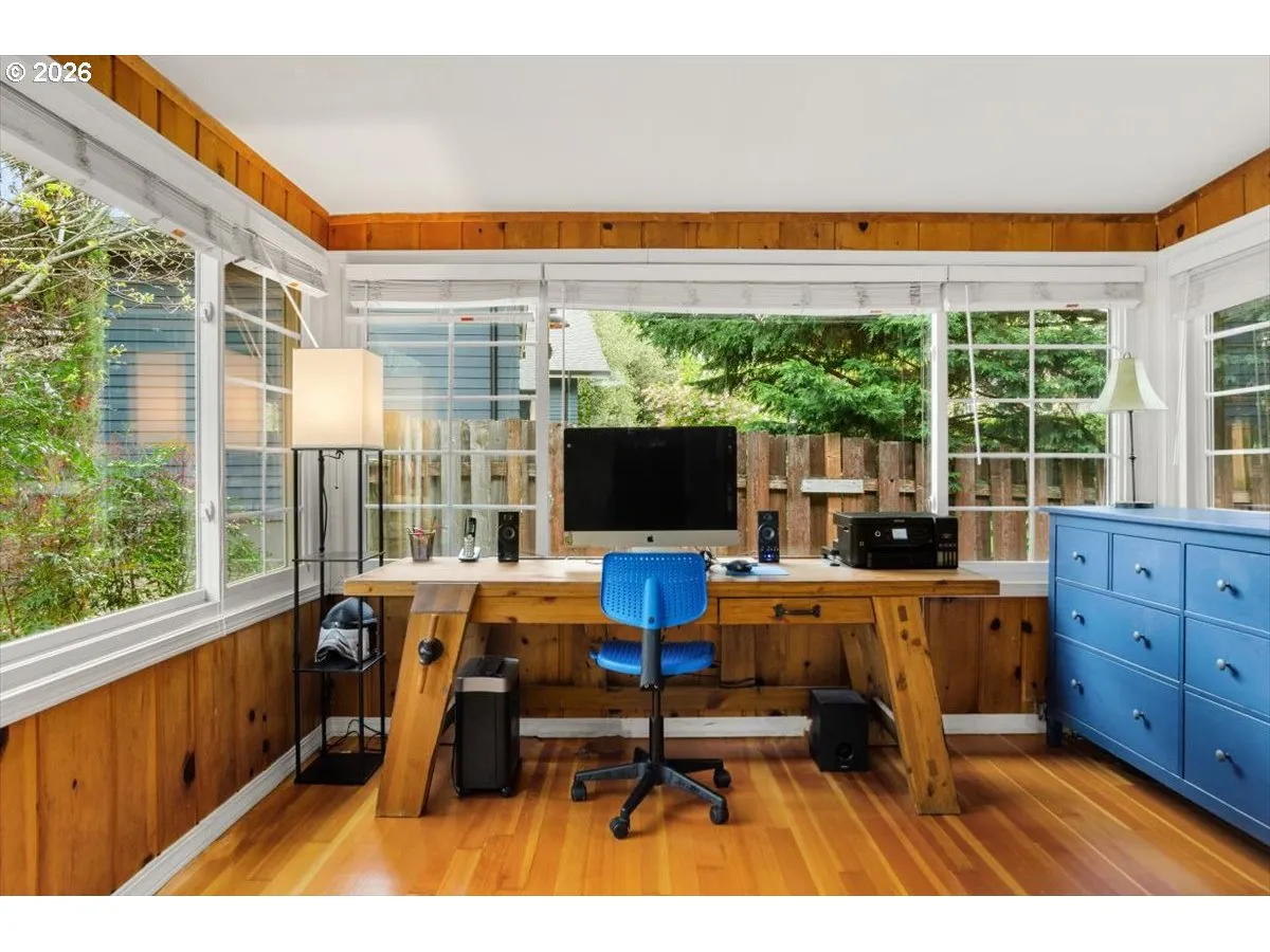 Den/Office-Main
