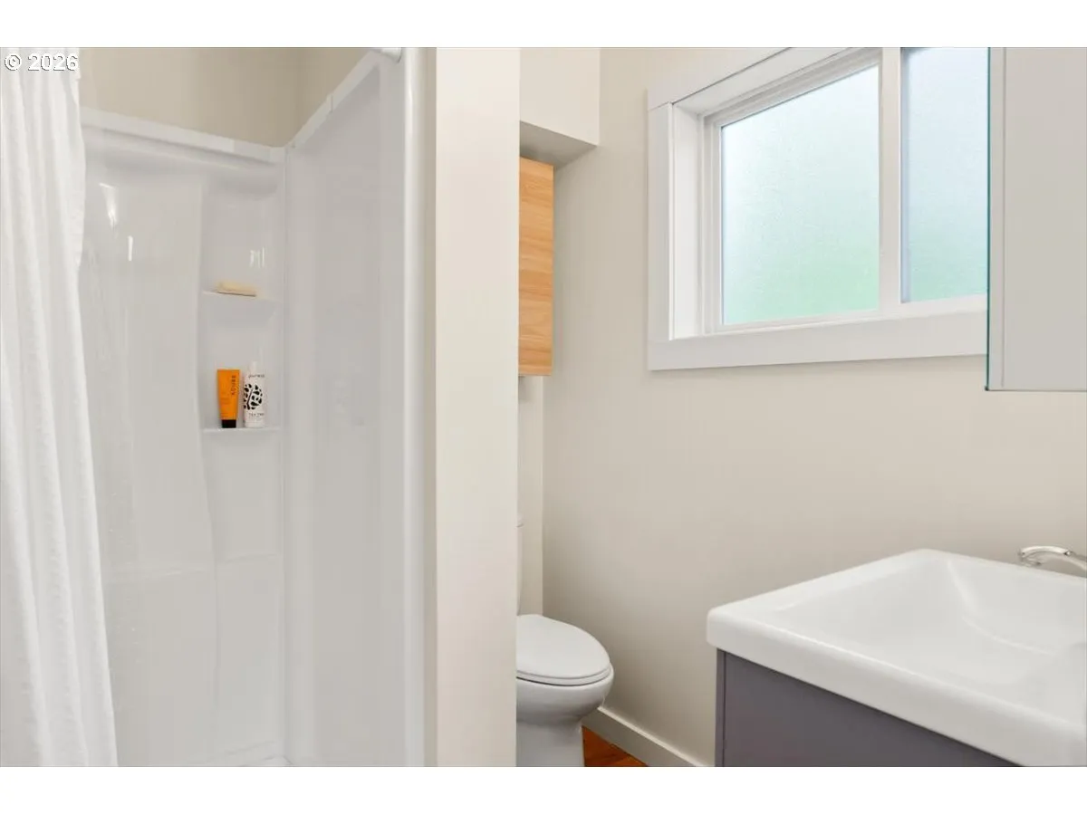 Owner's Suite Bathroom-Walk in Shower