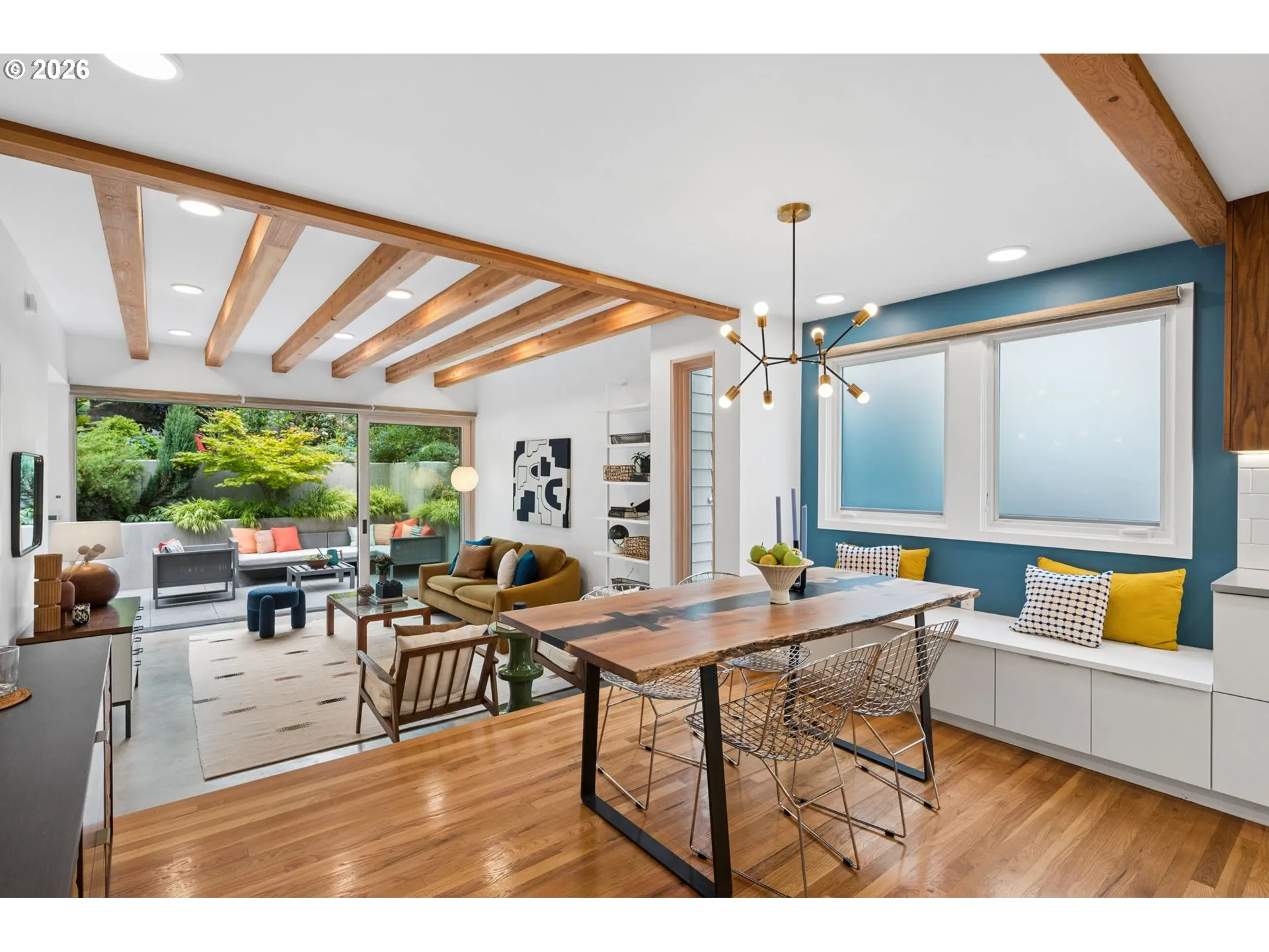 Living Room/Dining Room