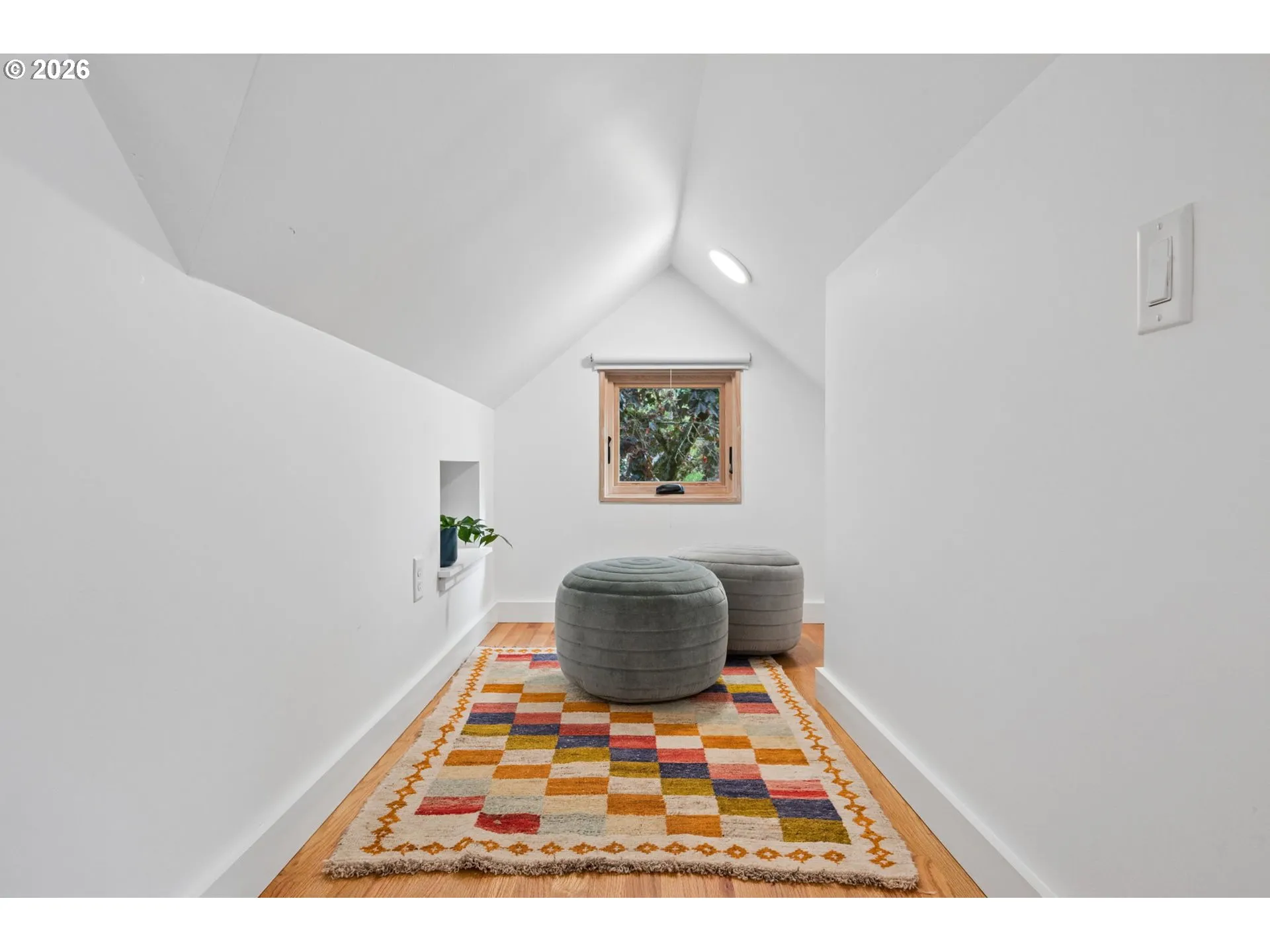 Bonus Room-Upper