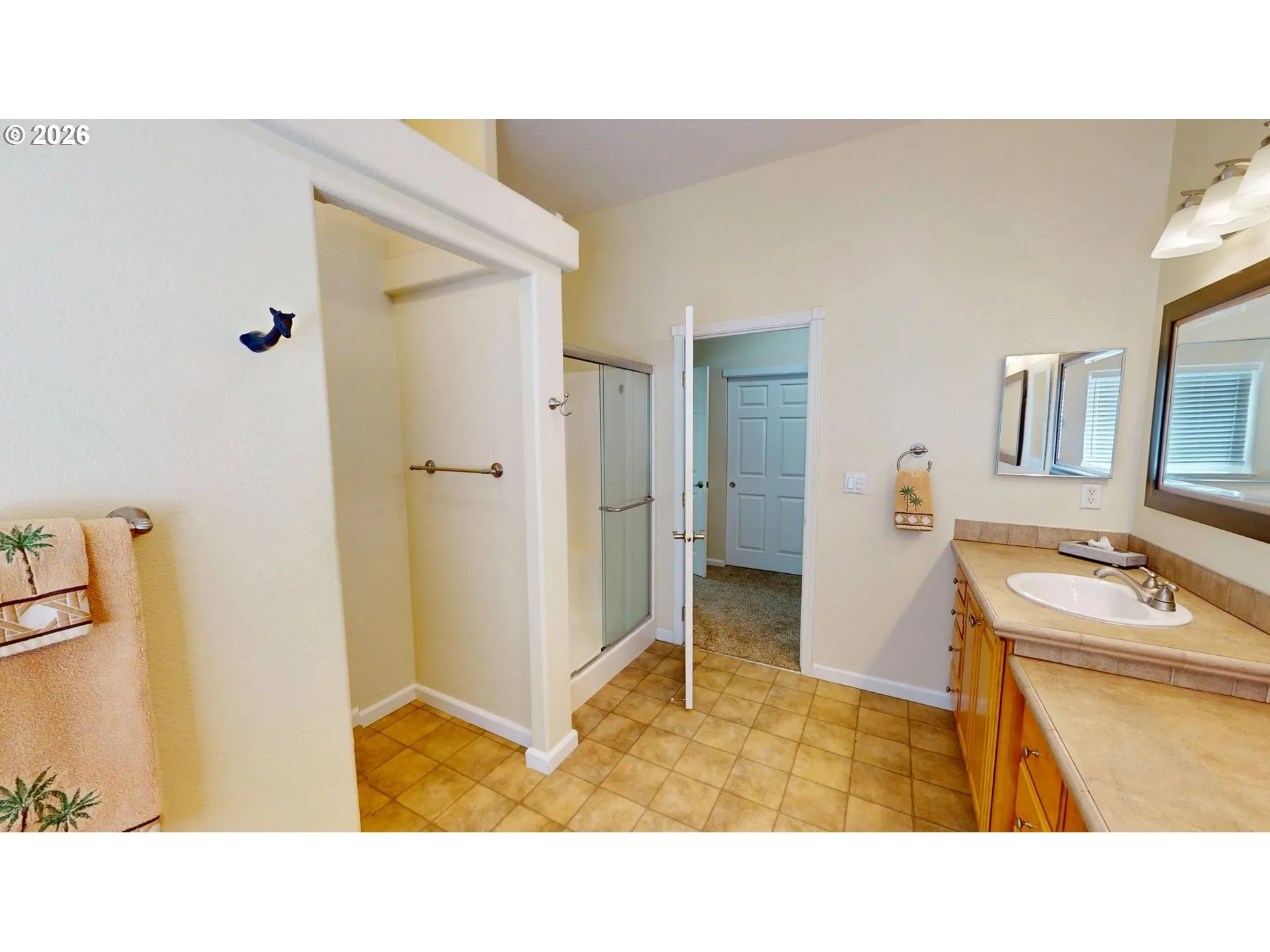 Bathroom, Attached-Walk in Shower