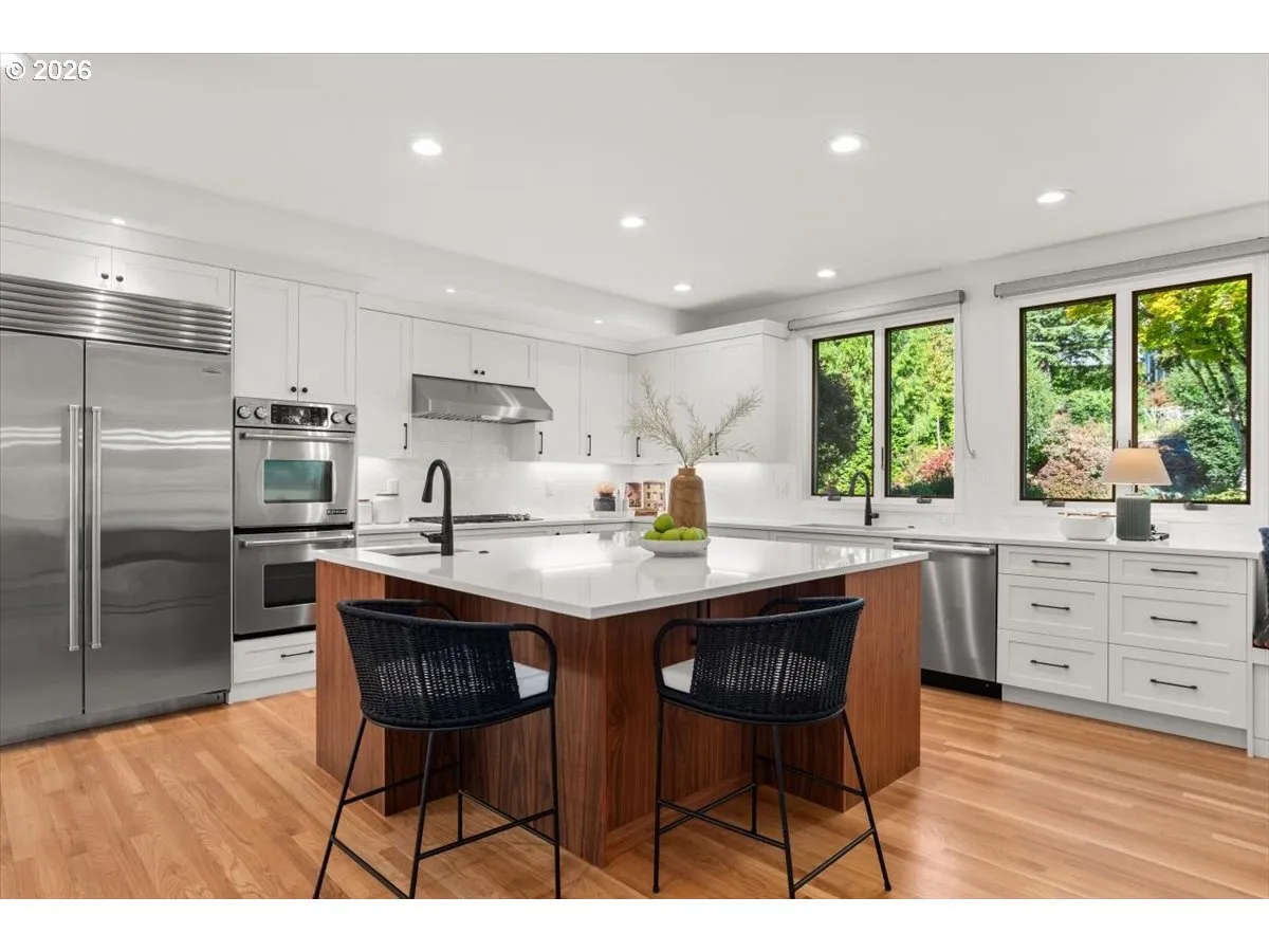 Kitchen-Island