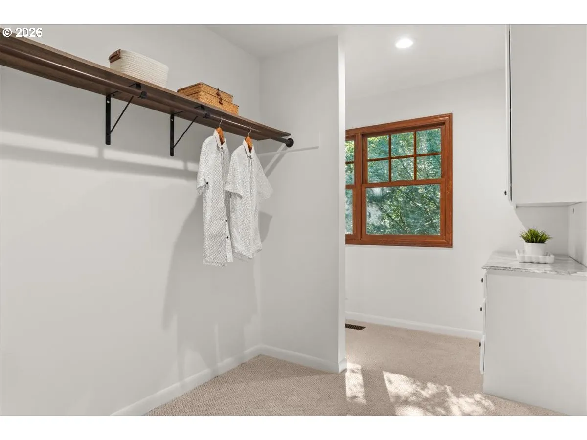 Primary Bedroom-Walk-In Closet