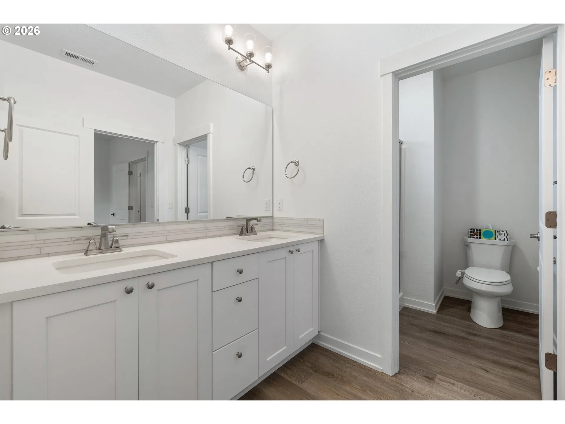 Bathroom, Attached