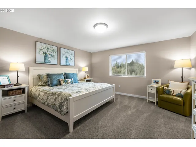 Bedroom, Owner's Suite-Upper