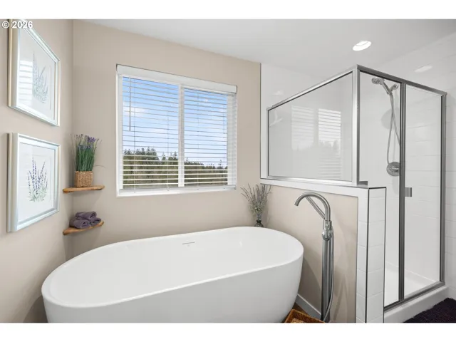 Owner's Suite Bathroom-Garden Tub