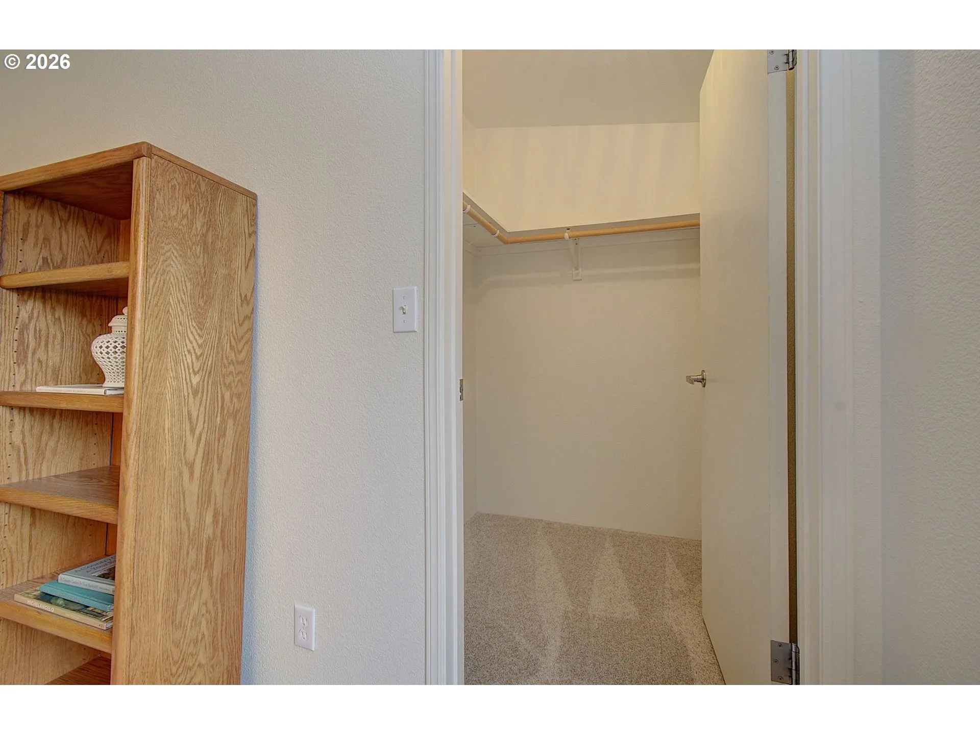 Bedroom-Walk-In Closet