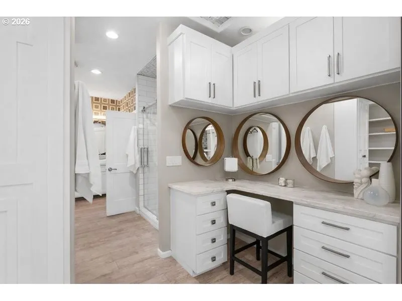 Bedroom, Primary-Walk-In Closet