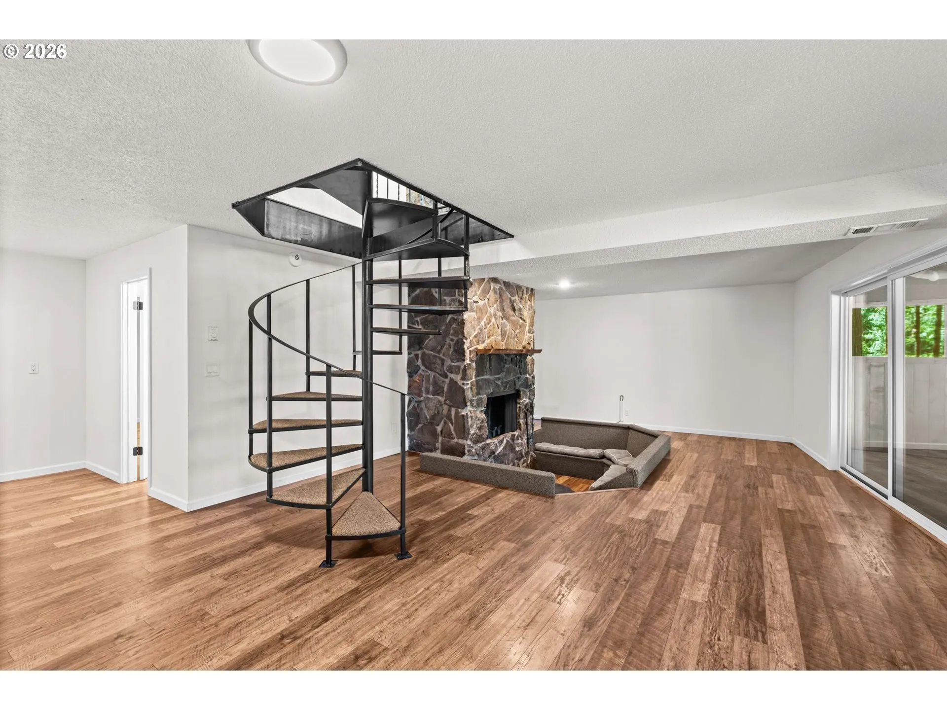Den/Office-Lower