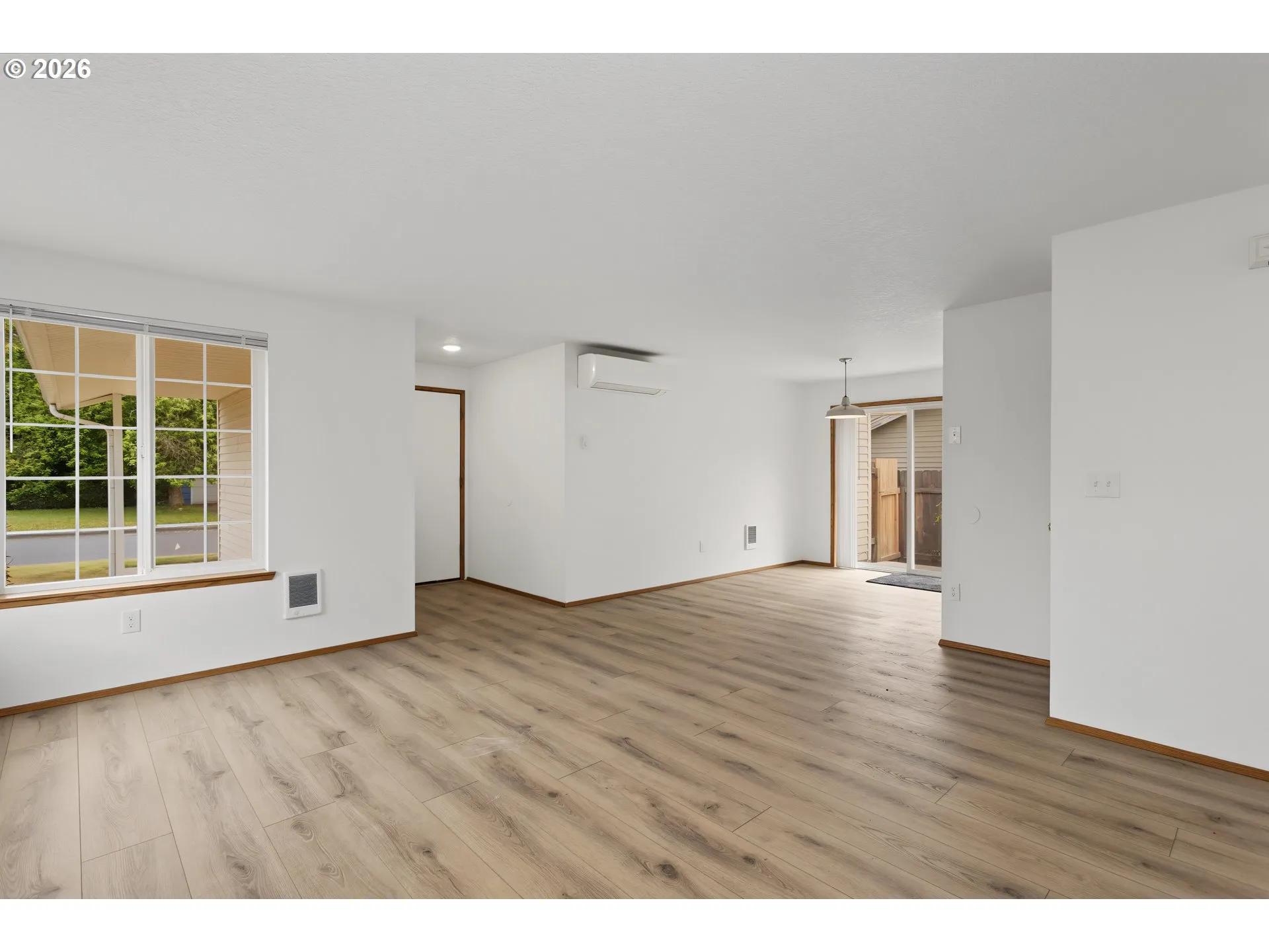 Living Room/Dining Room