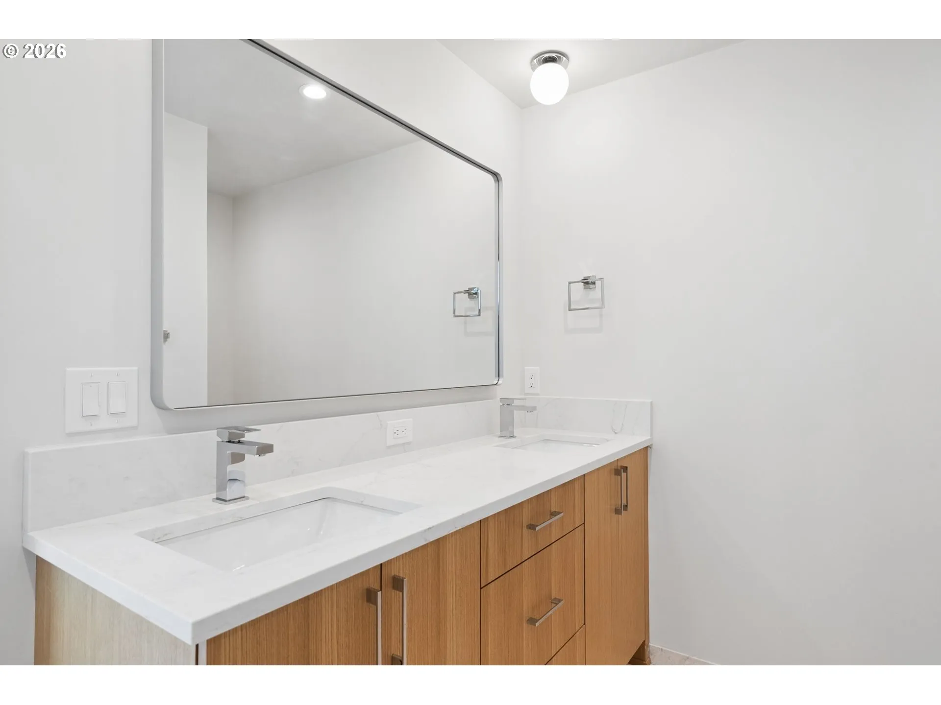 Bathroom, Attached-Double Sinks
