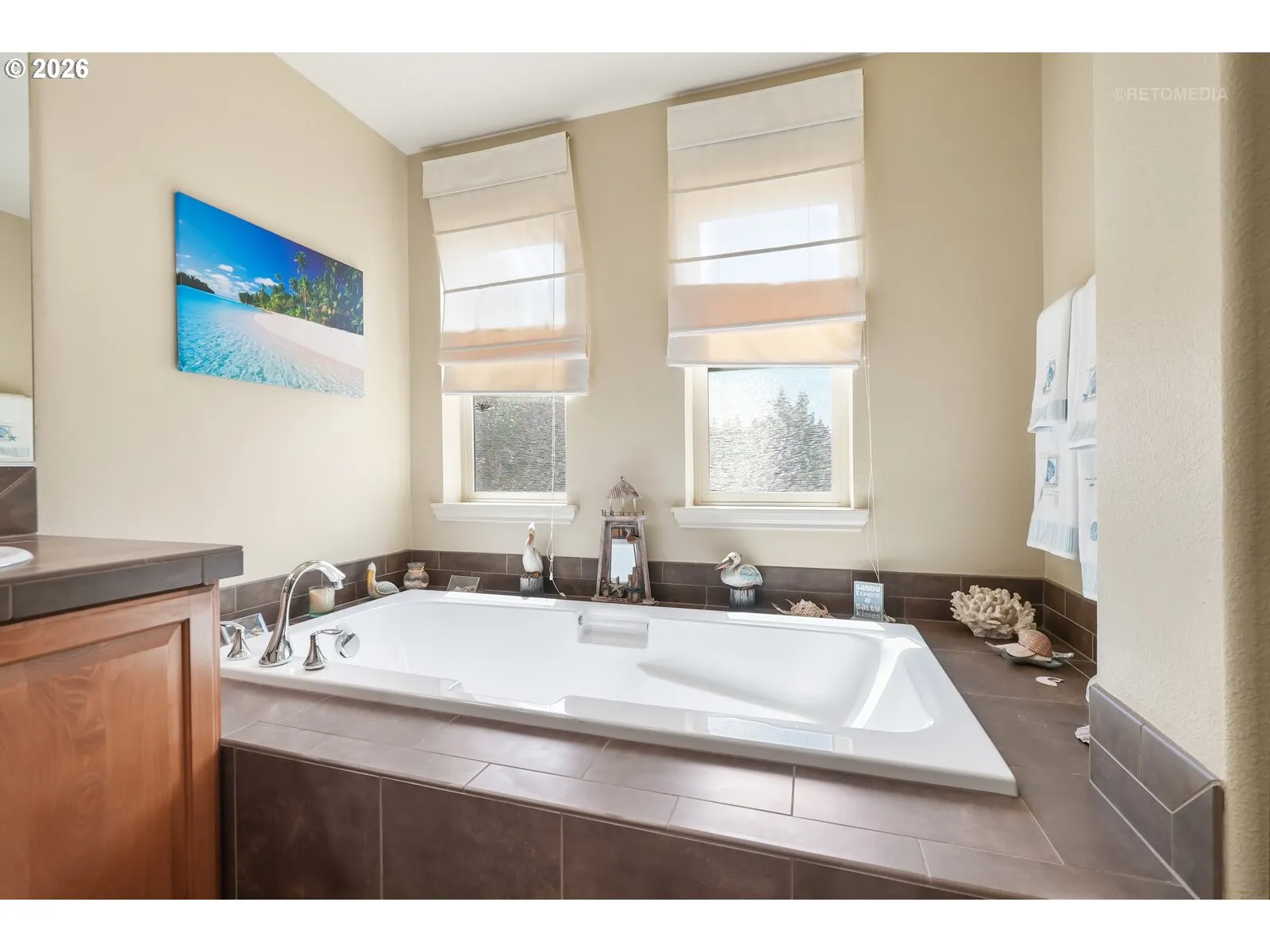 Primary Bedroom-Attached Bathroom
