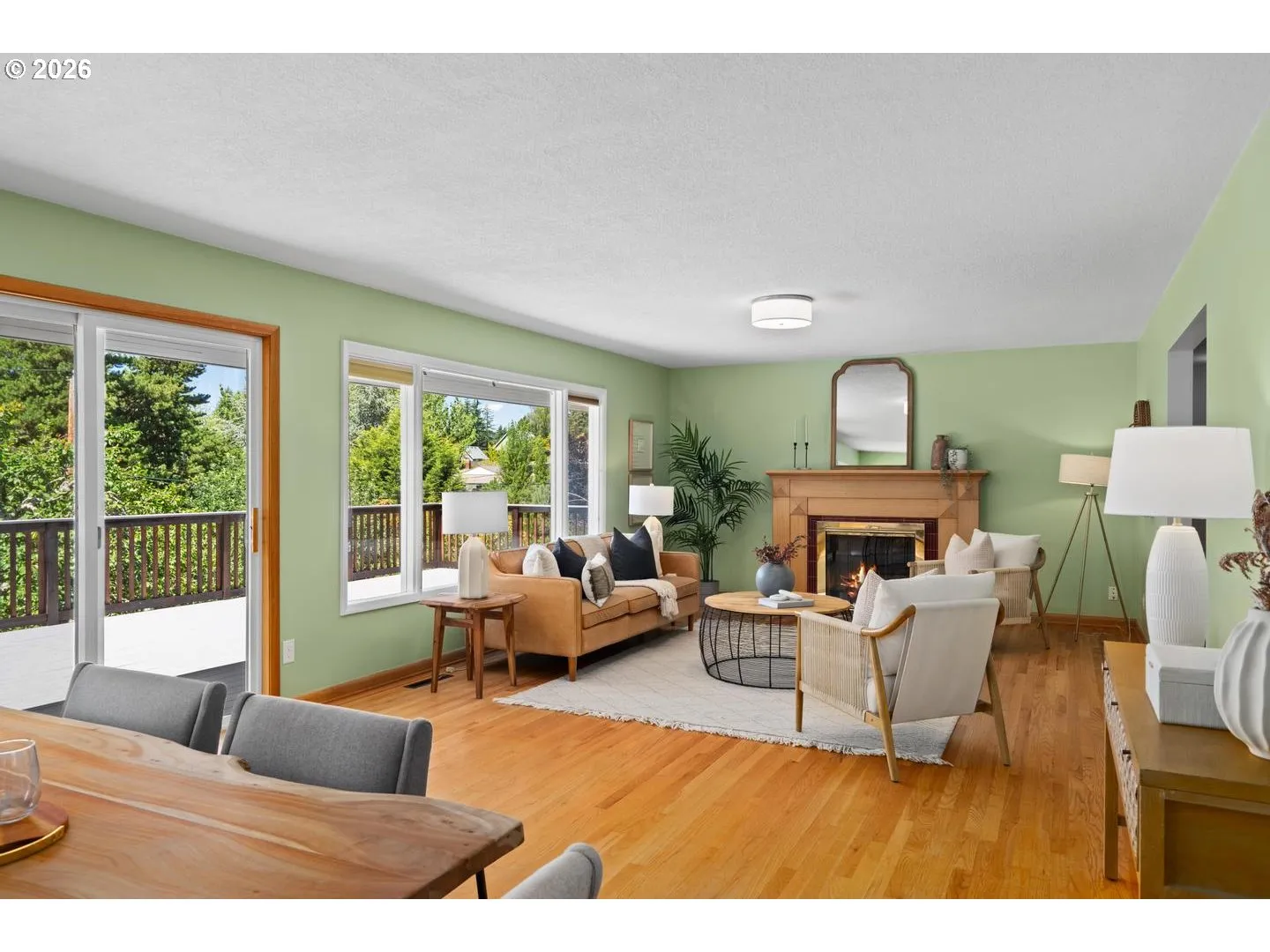 Living Room/Dining Room