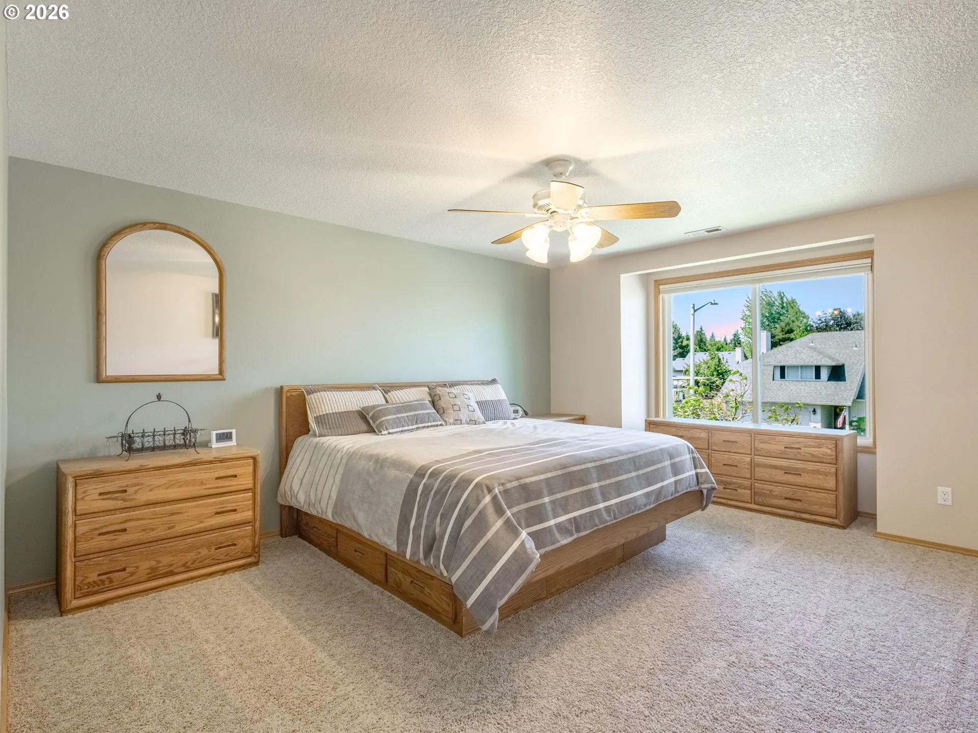 Primary Bedroom-Upper