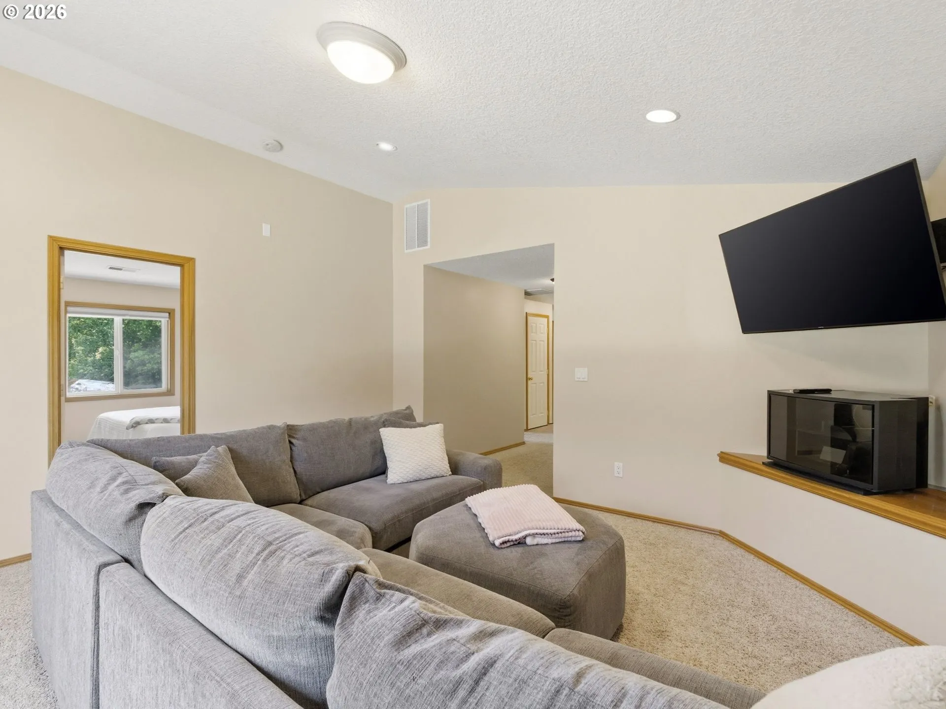 Bonus Room-Upper