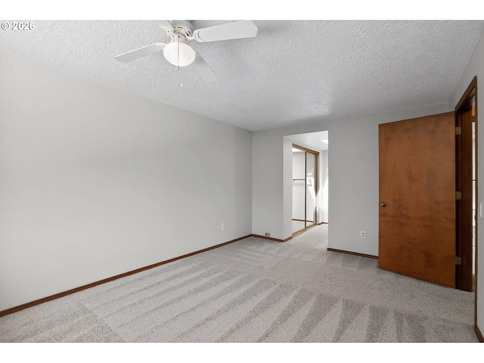 Primary Bedroom-Upper