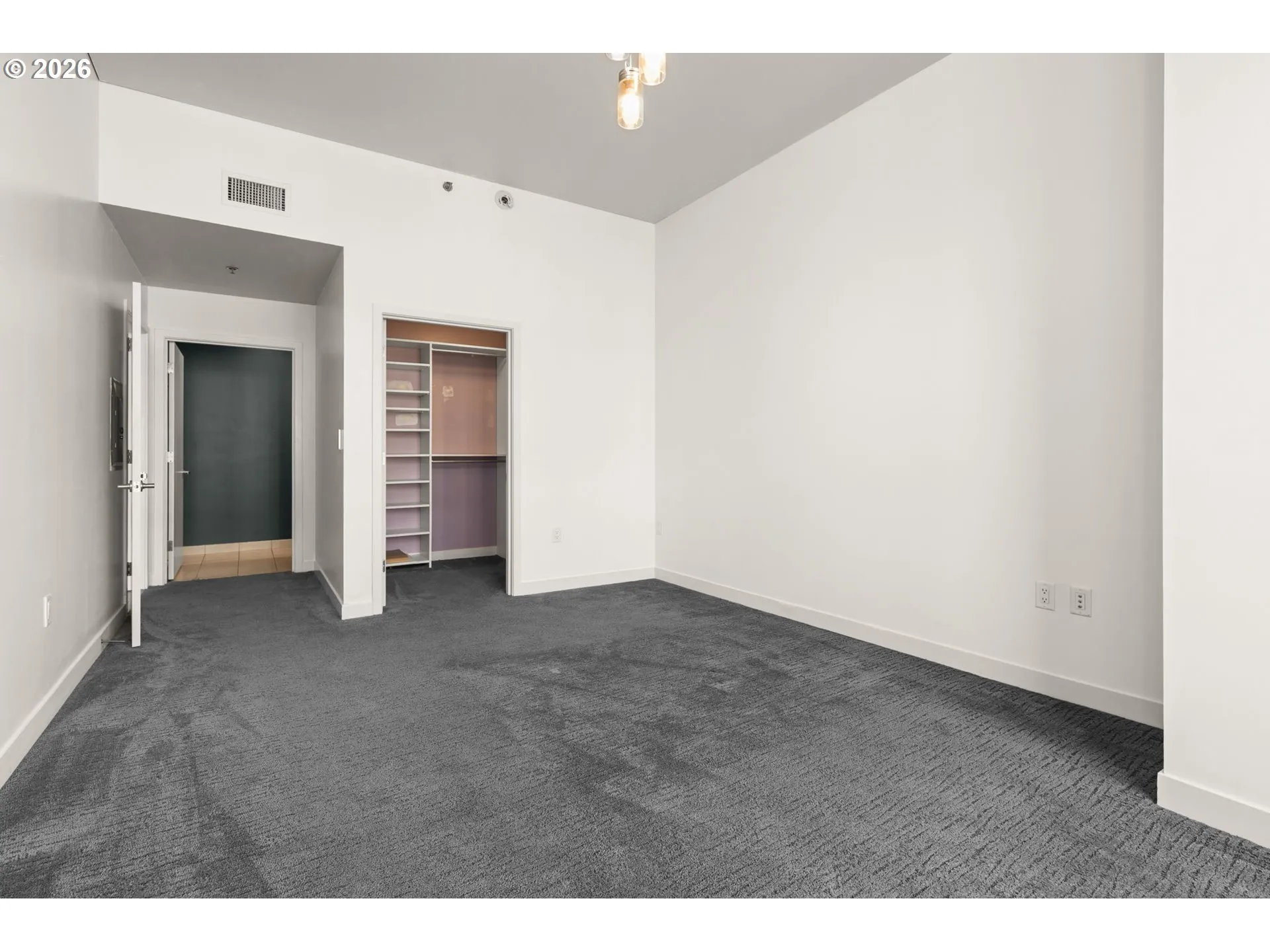 Bedroom, Owner's Suite