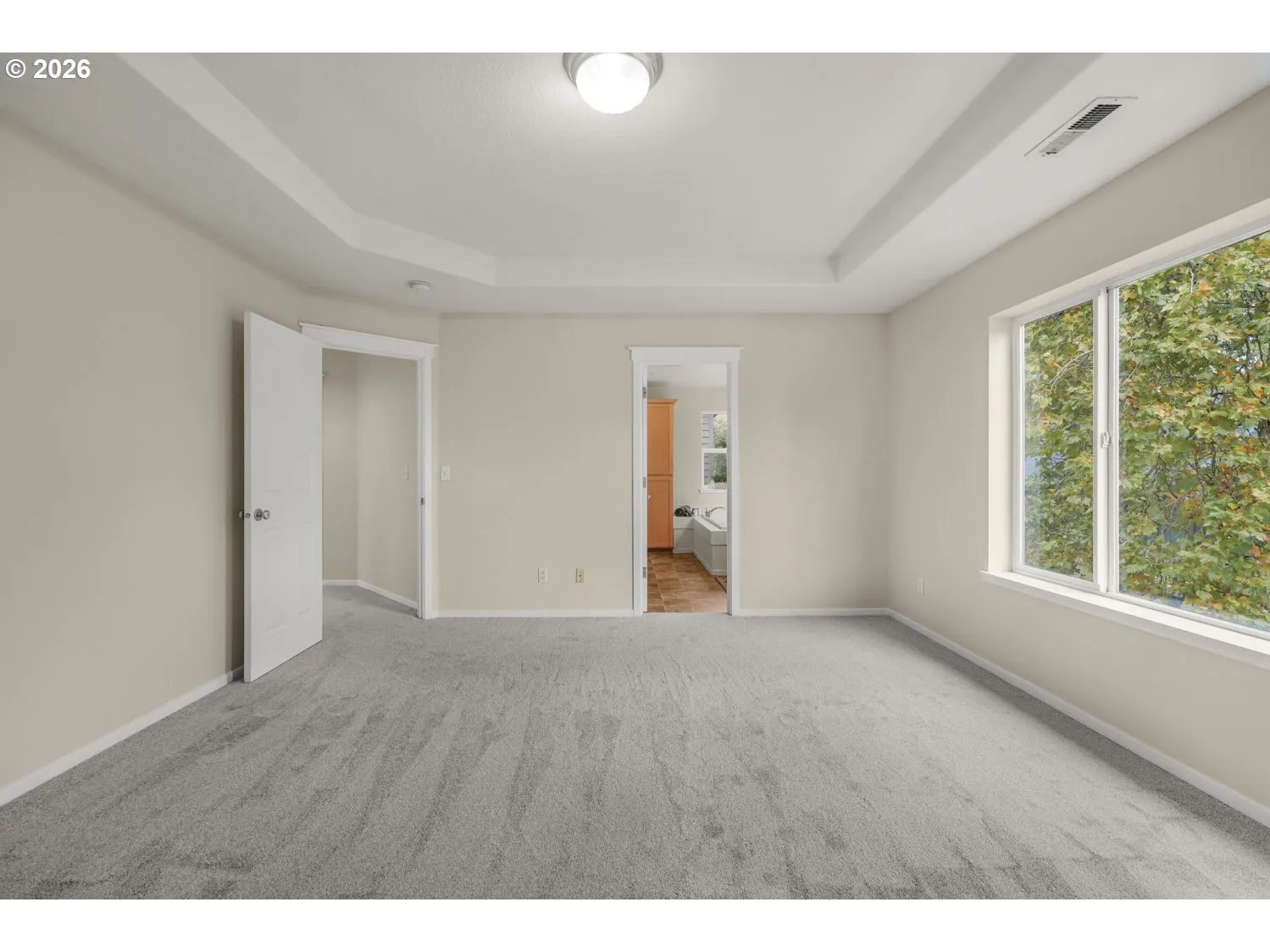 Bedroom, Primary-Upper