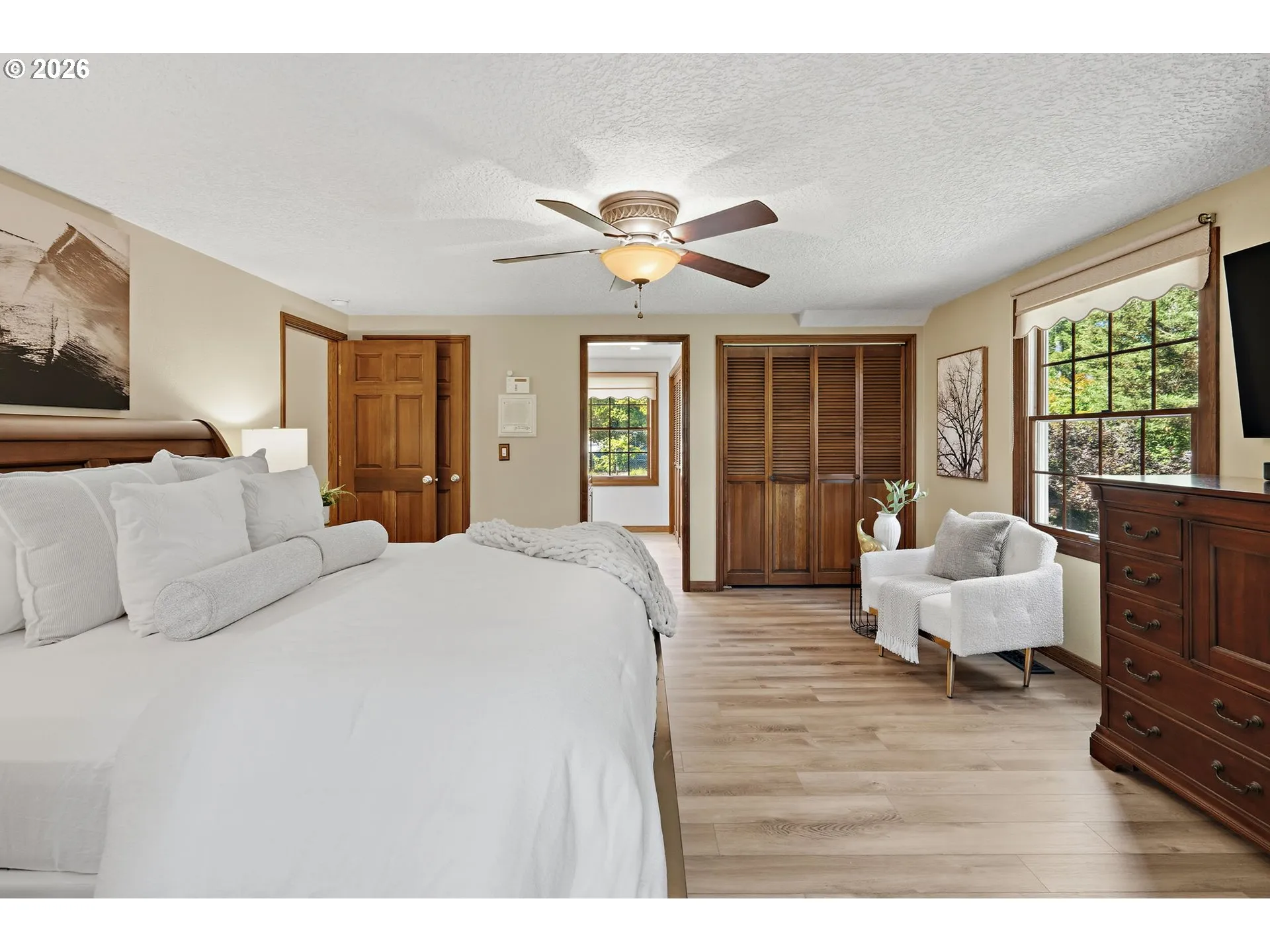 Bedroom, Primary-Upper