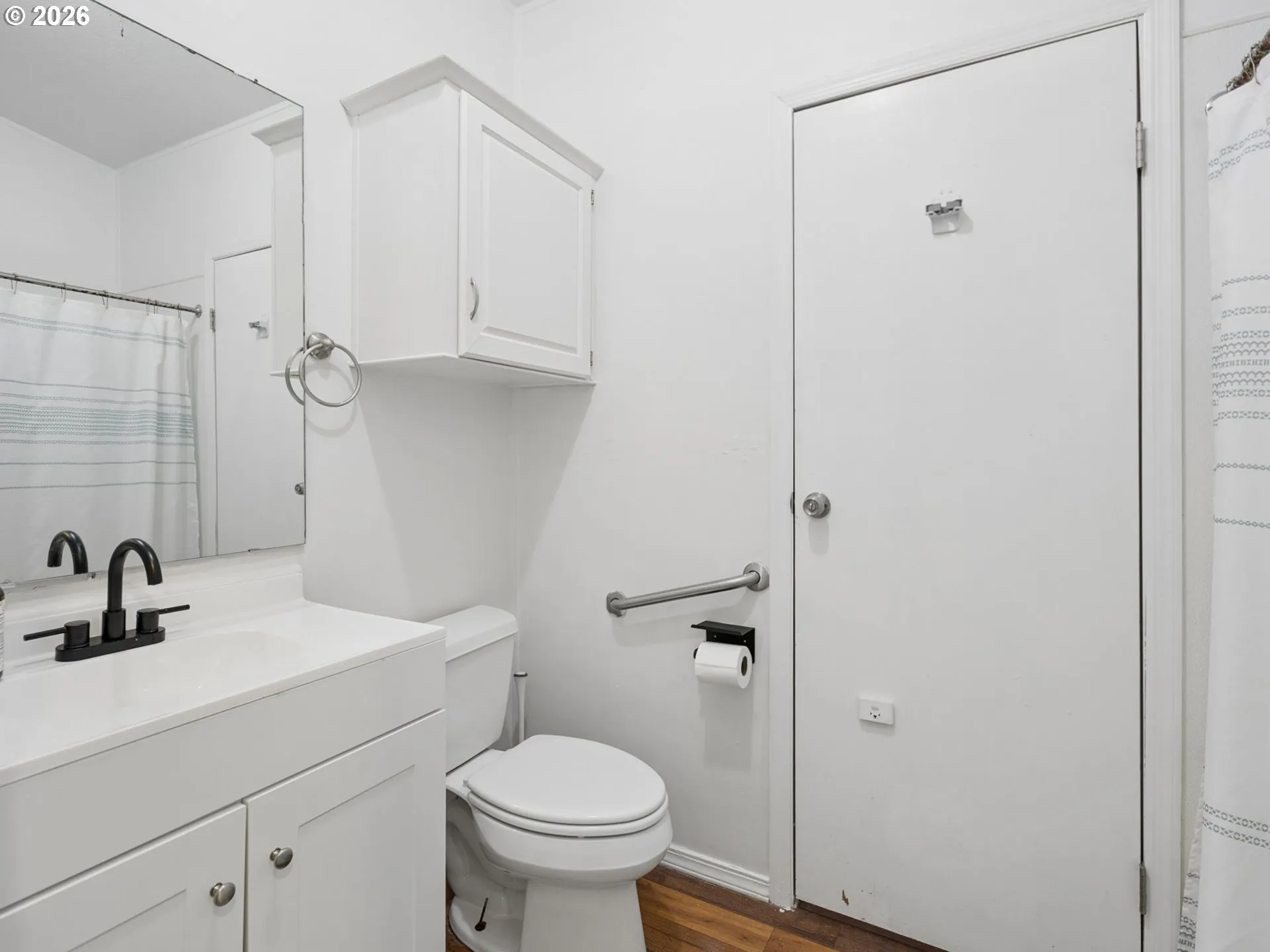 Bathroom-Hall