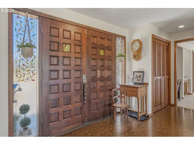 Entrance/Foyer
