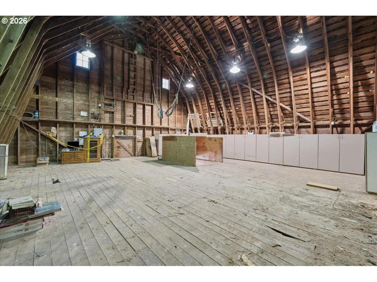 Barn