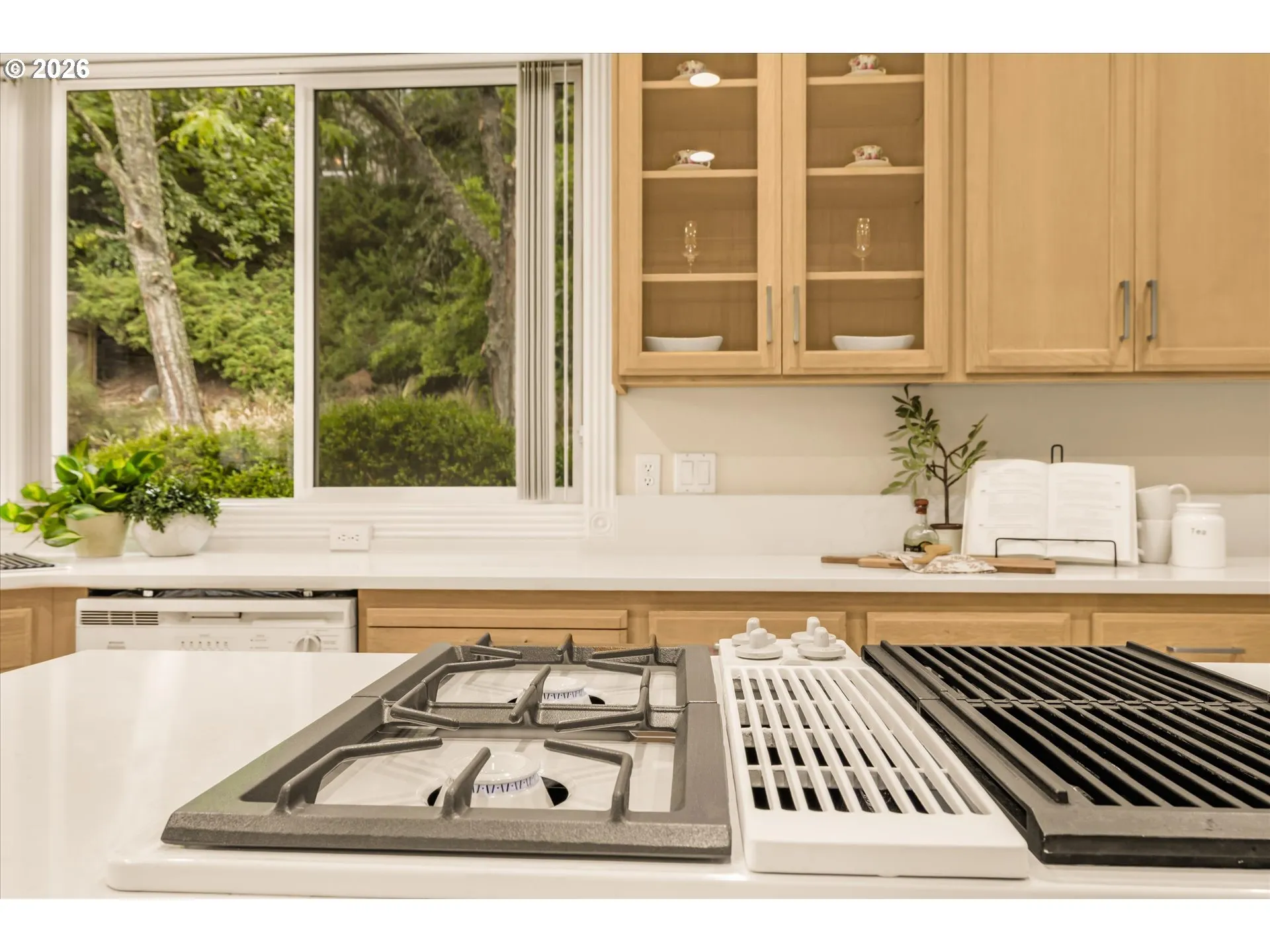 Kitchen-Cooking Island