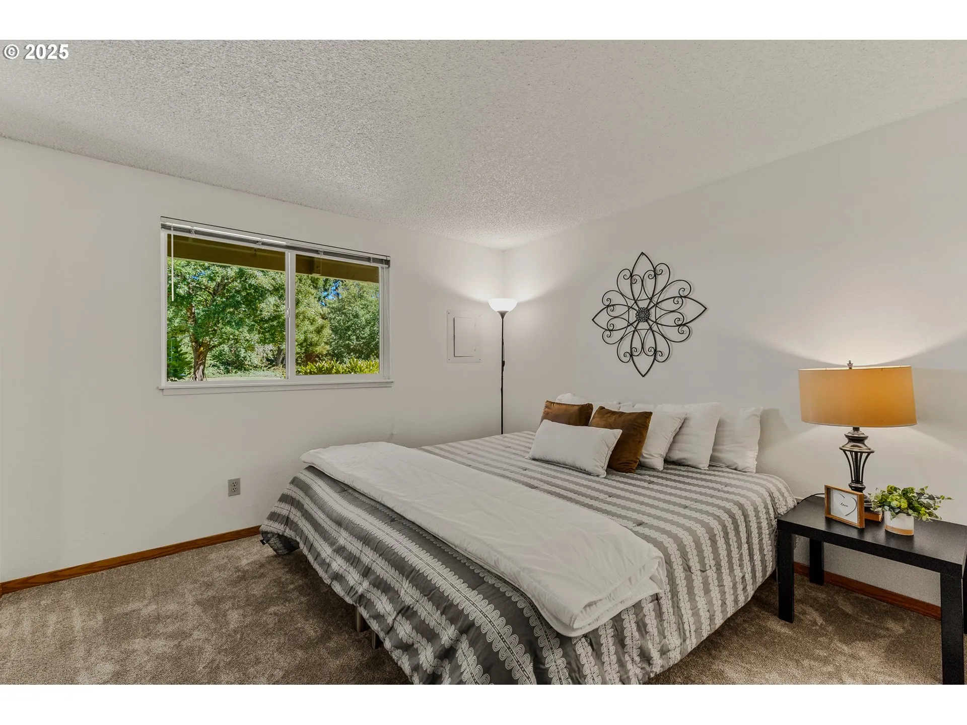 Bedroom, Owner's Suite-Main