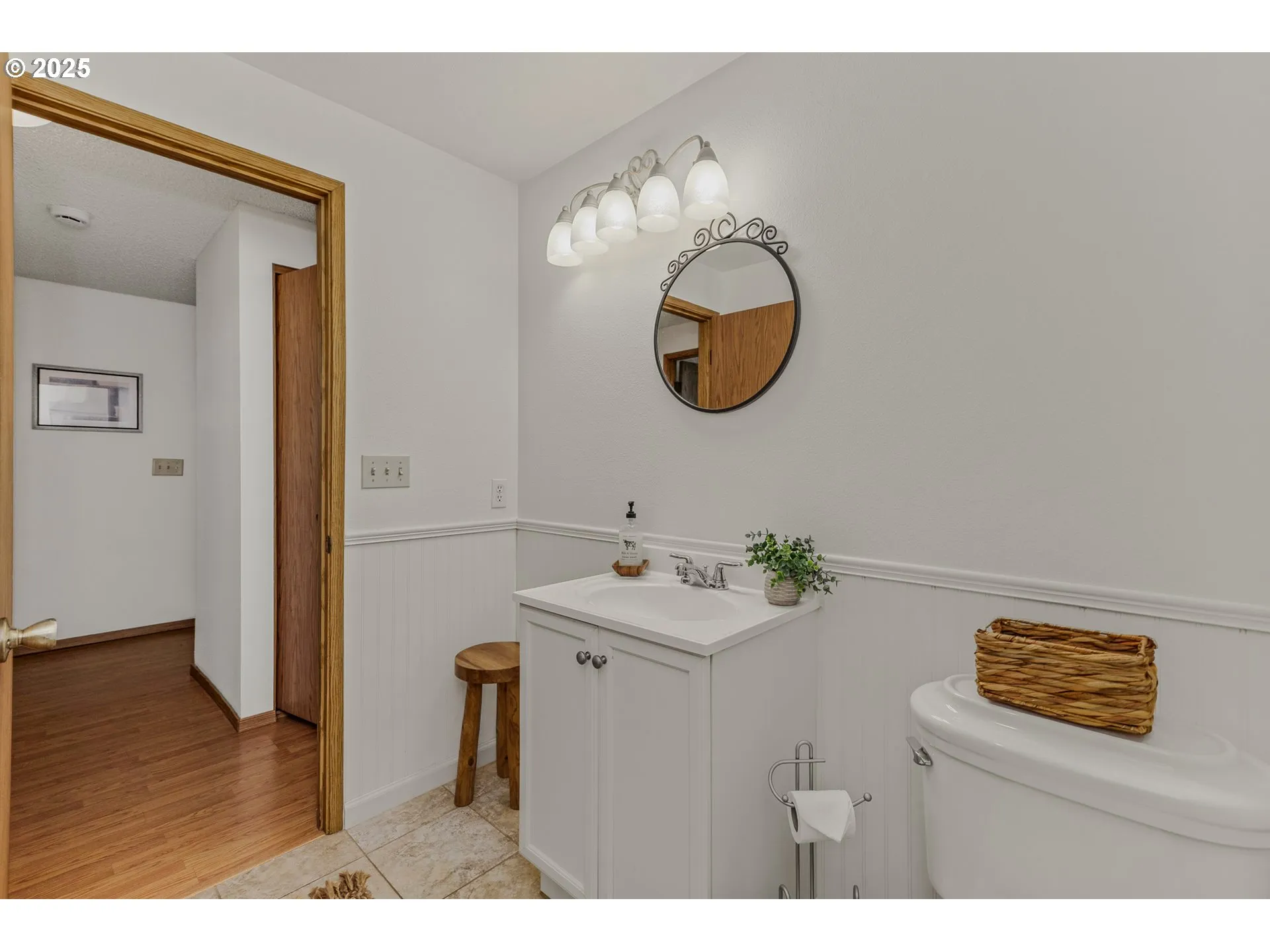 Bathroom-Hall