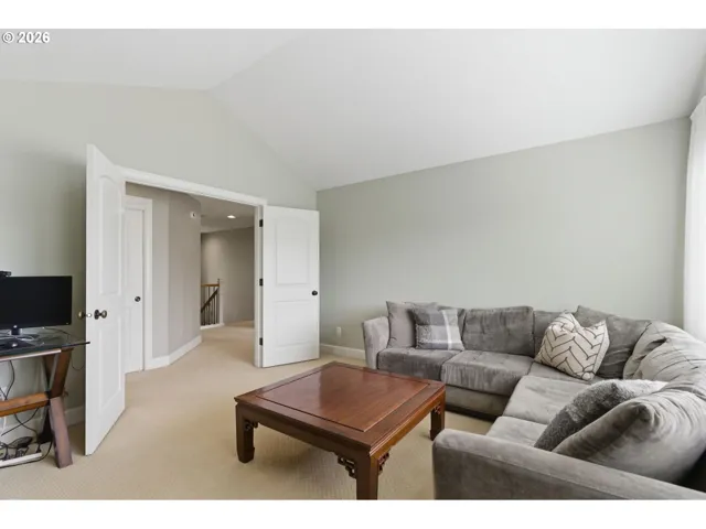 Bonus Room-Vaulted Ceilings