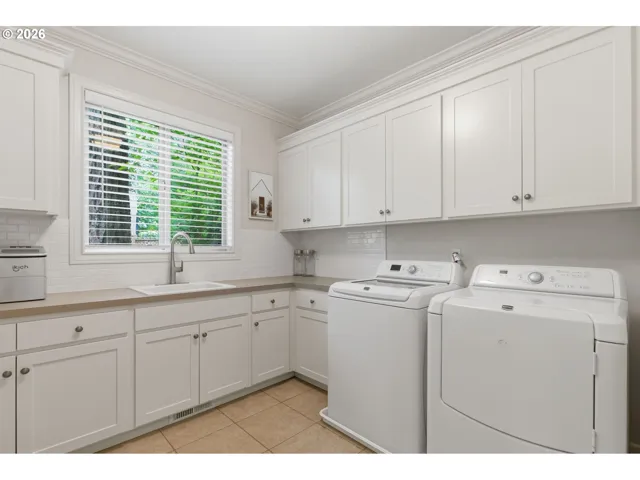 Laundry-Main