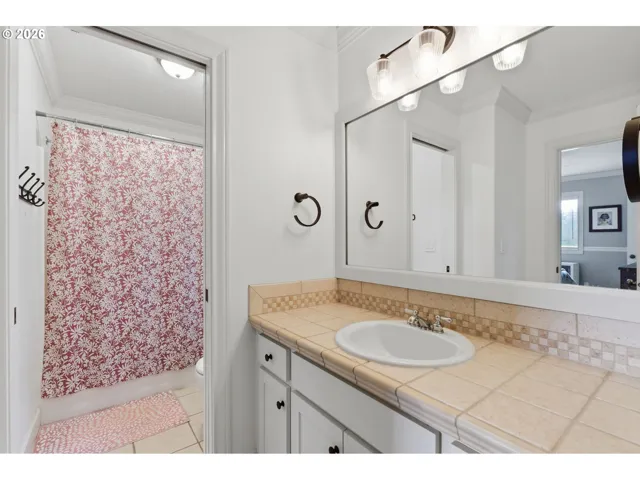 Bathroom-Jack and Jill
