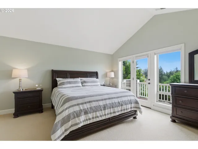 Bedroom, Primary-Upper